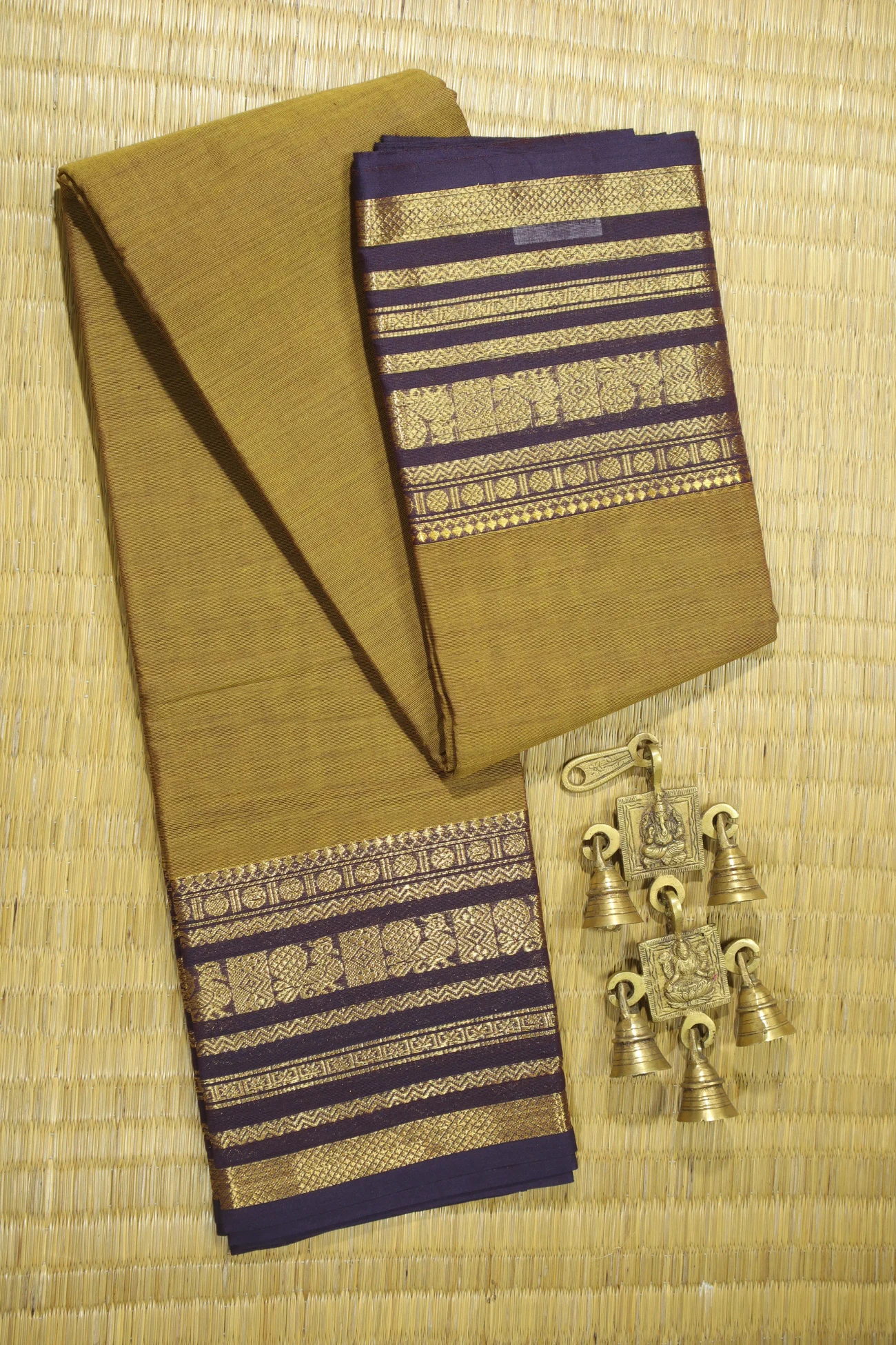 goldenrod-peacock-ruthratcham-malarkodi-saree-mk007377-a