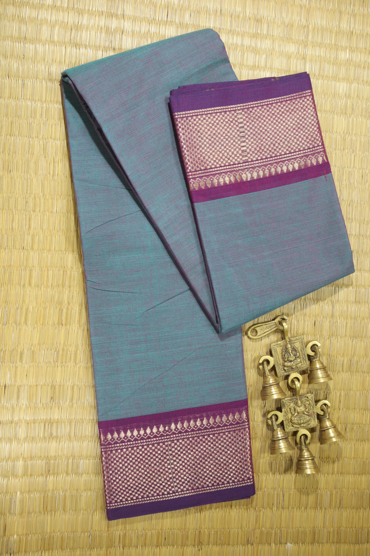 peacock-blue-bavanji-border-leaf-malarkodi-saree-mk007674-a