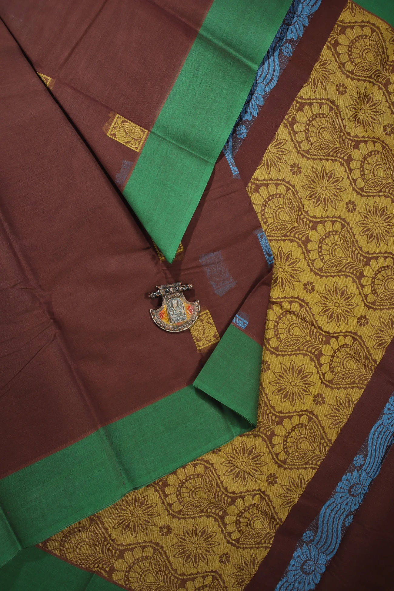 brown-peacock-coimbatore-cotton-saree-cbe000067-a