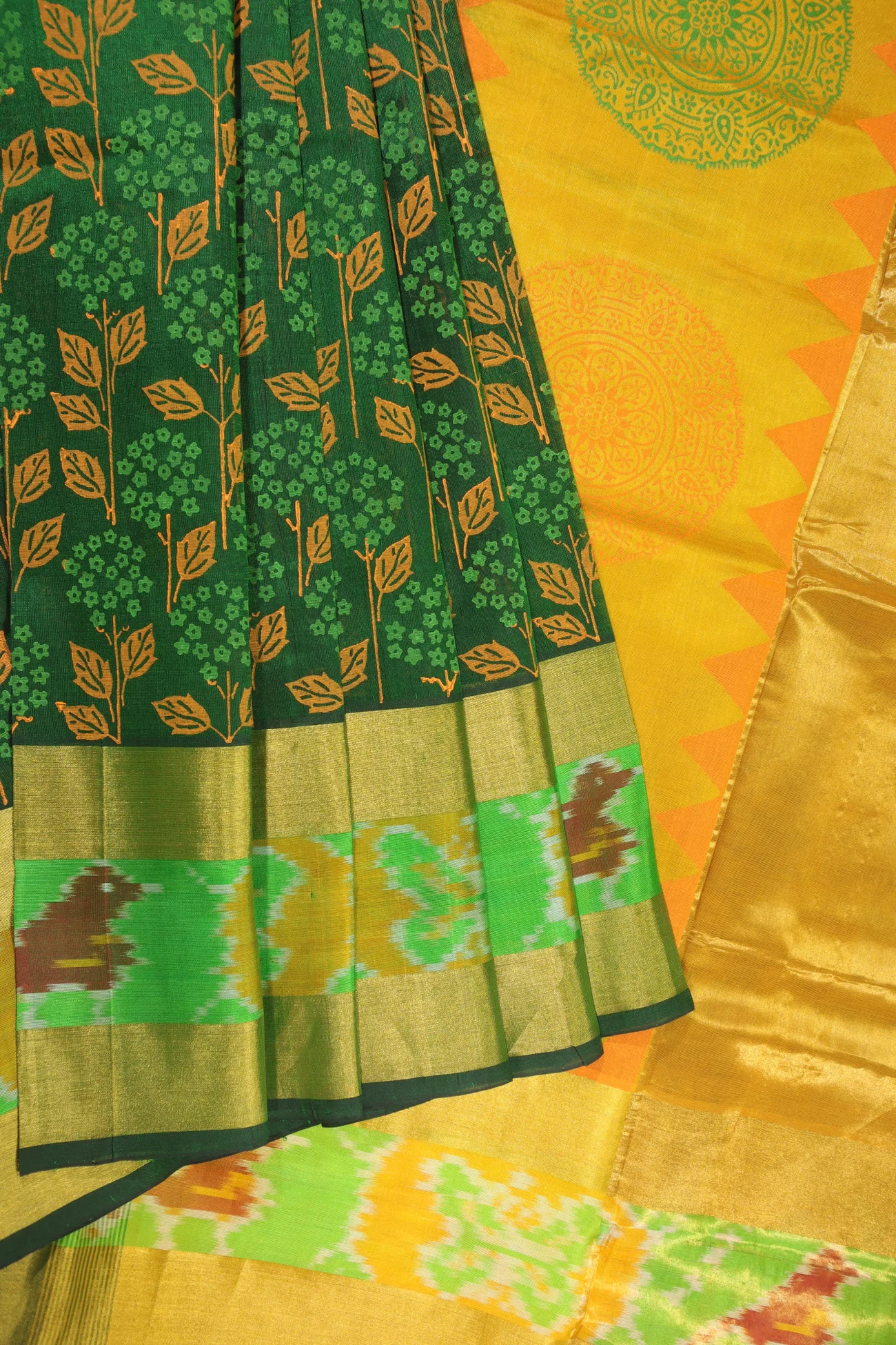 dark-green-flower-kanchi-silk-cotton-saree-sc002800-a