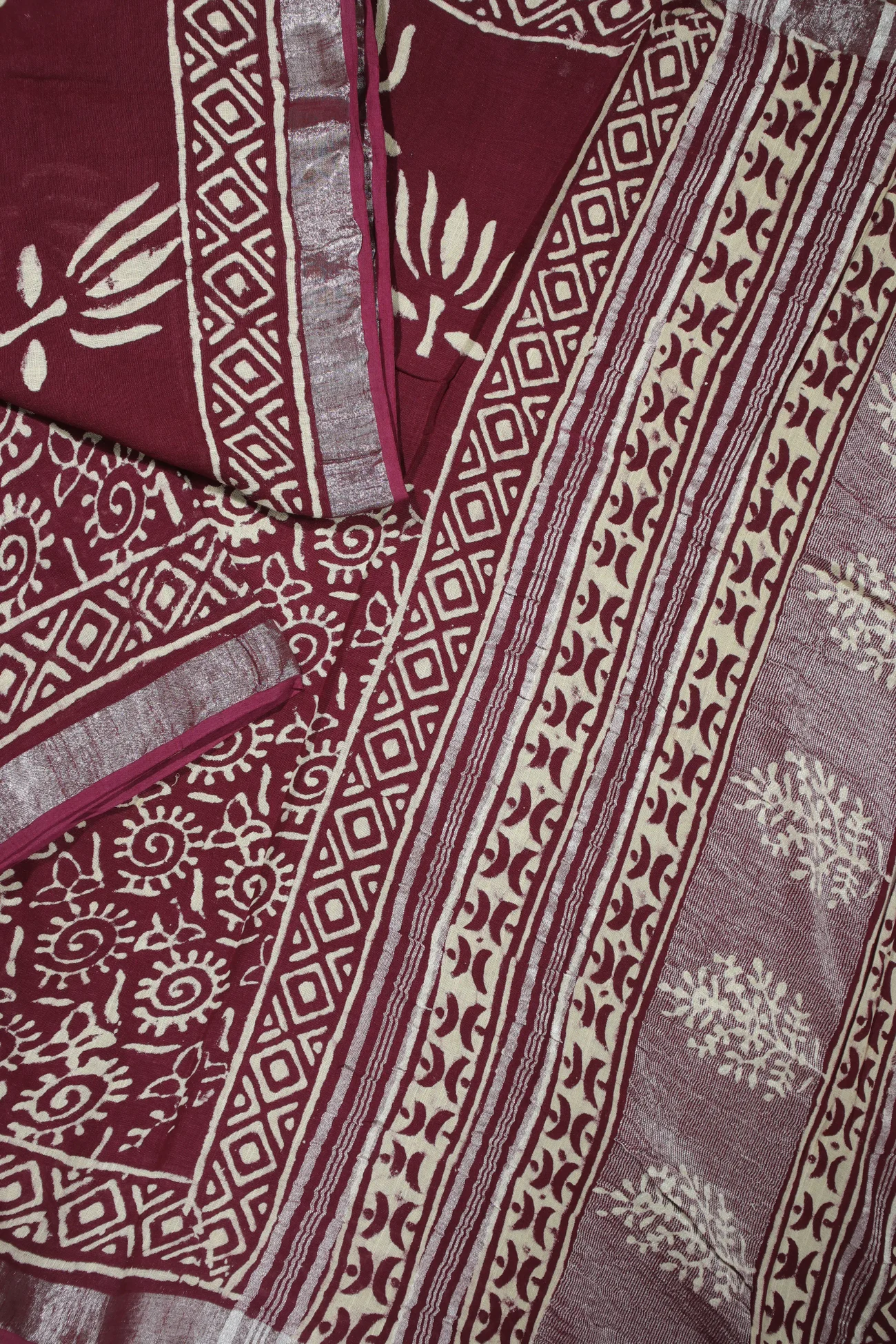 maroon-flower-linen-printed-hand-block-printed-saree-lnp000106-b