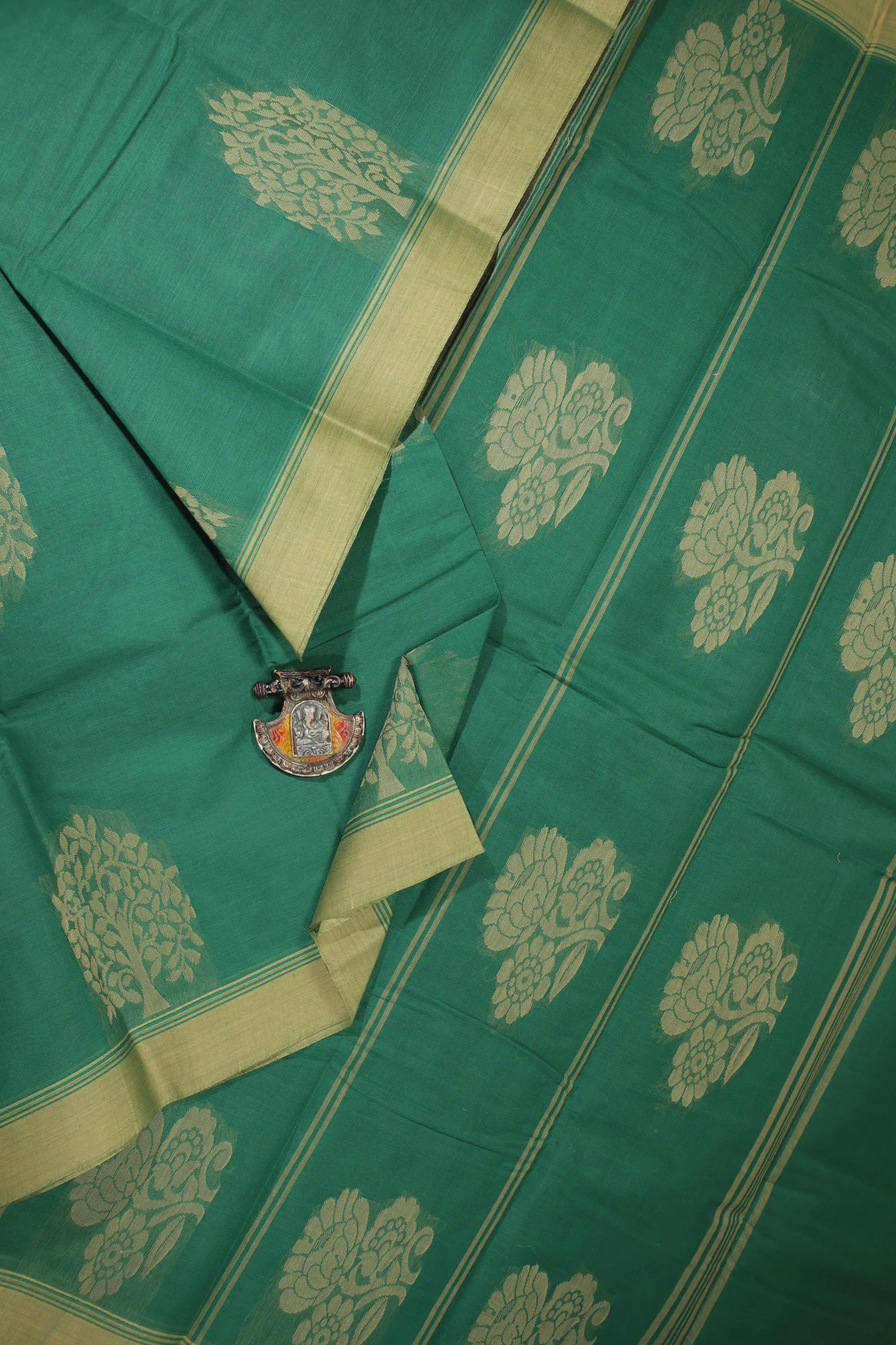 green-tree-coimbatore-cotton-saree-cbe000117-a