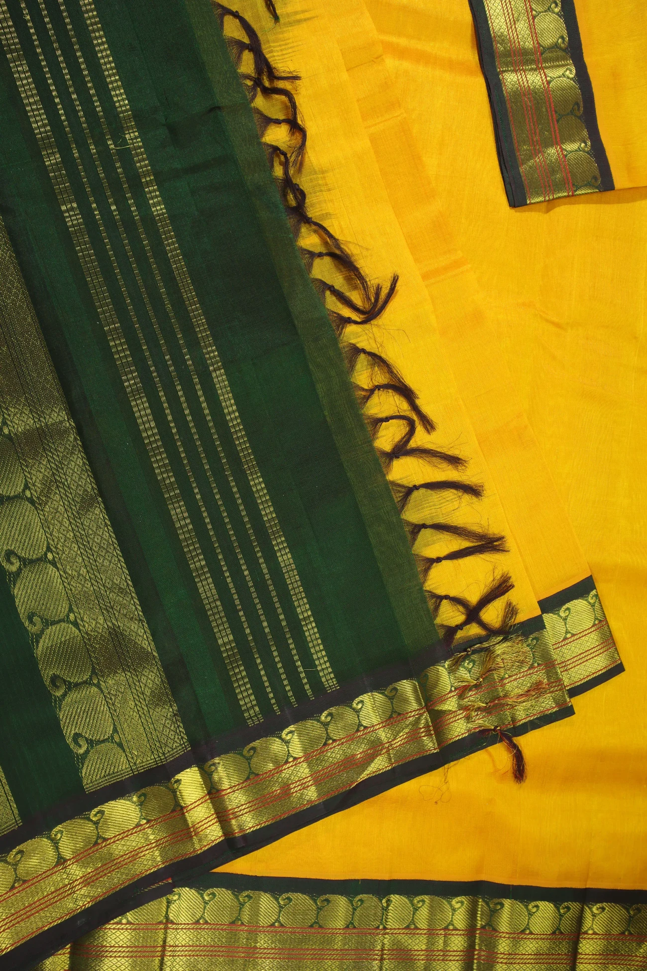 yellow-mango-silk-cotton-saree-sc002817-b