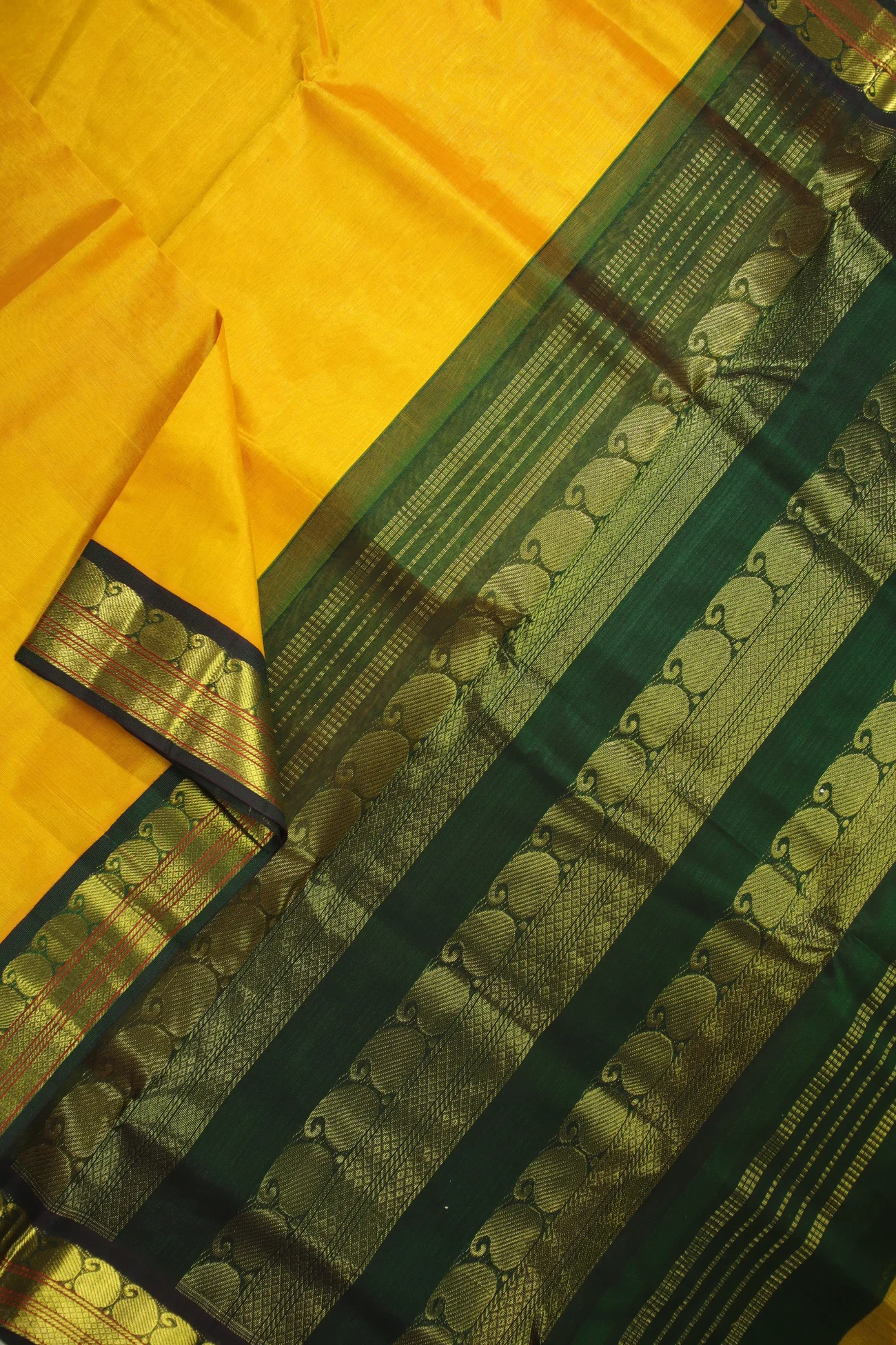 yellow-mango-silk-cotton-saree-sc002817-c