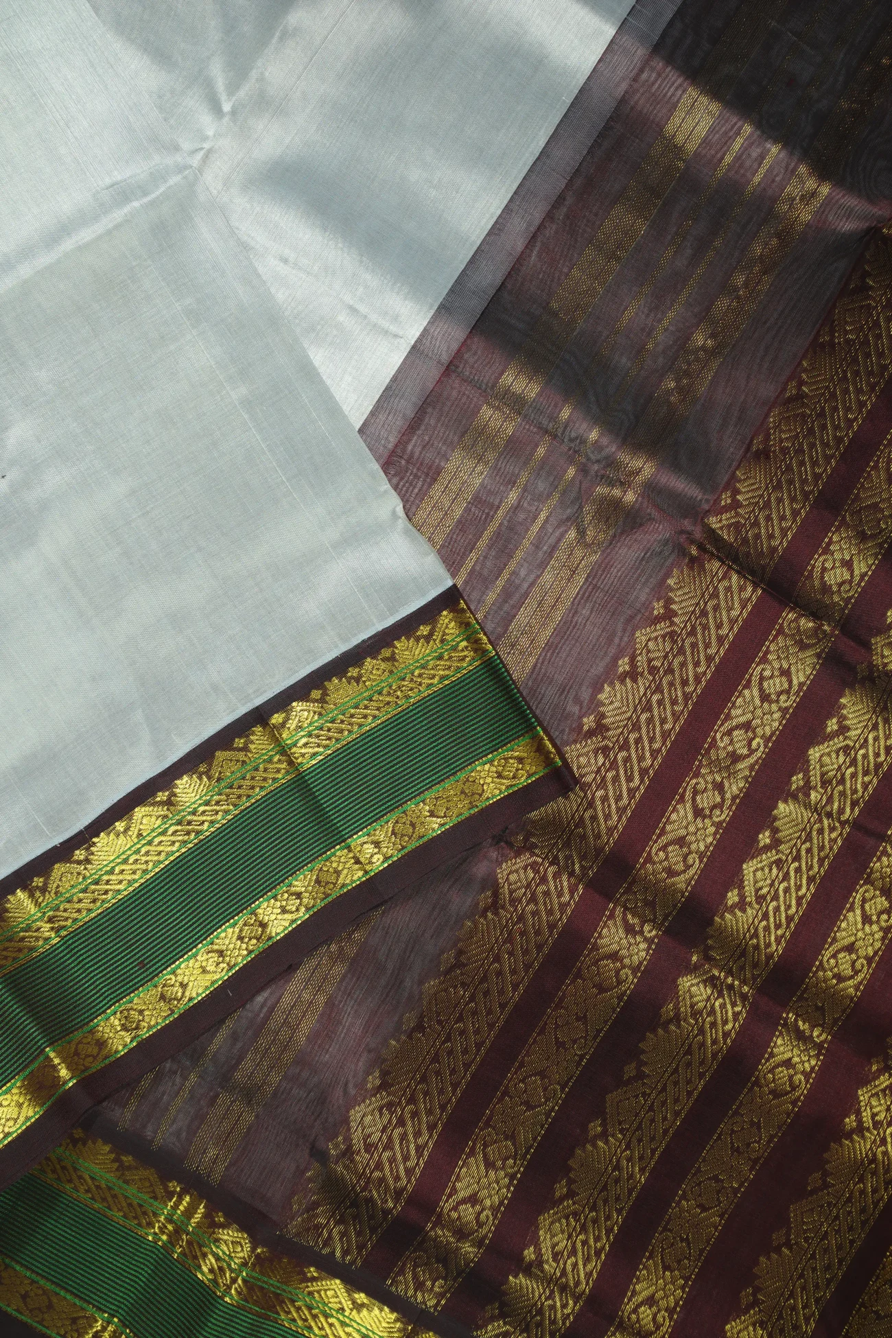 gray-flower-temple-silk-cotton-saree-sc002812-c