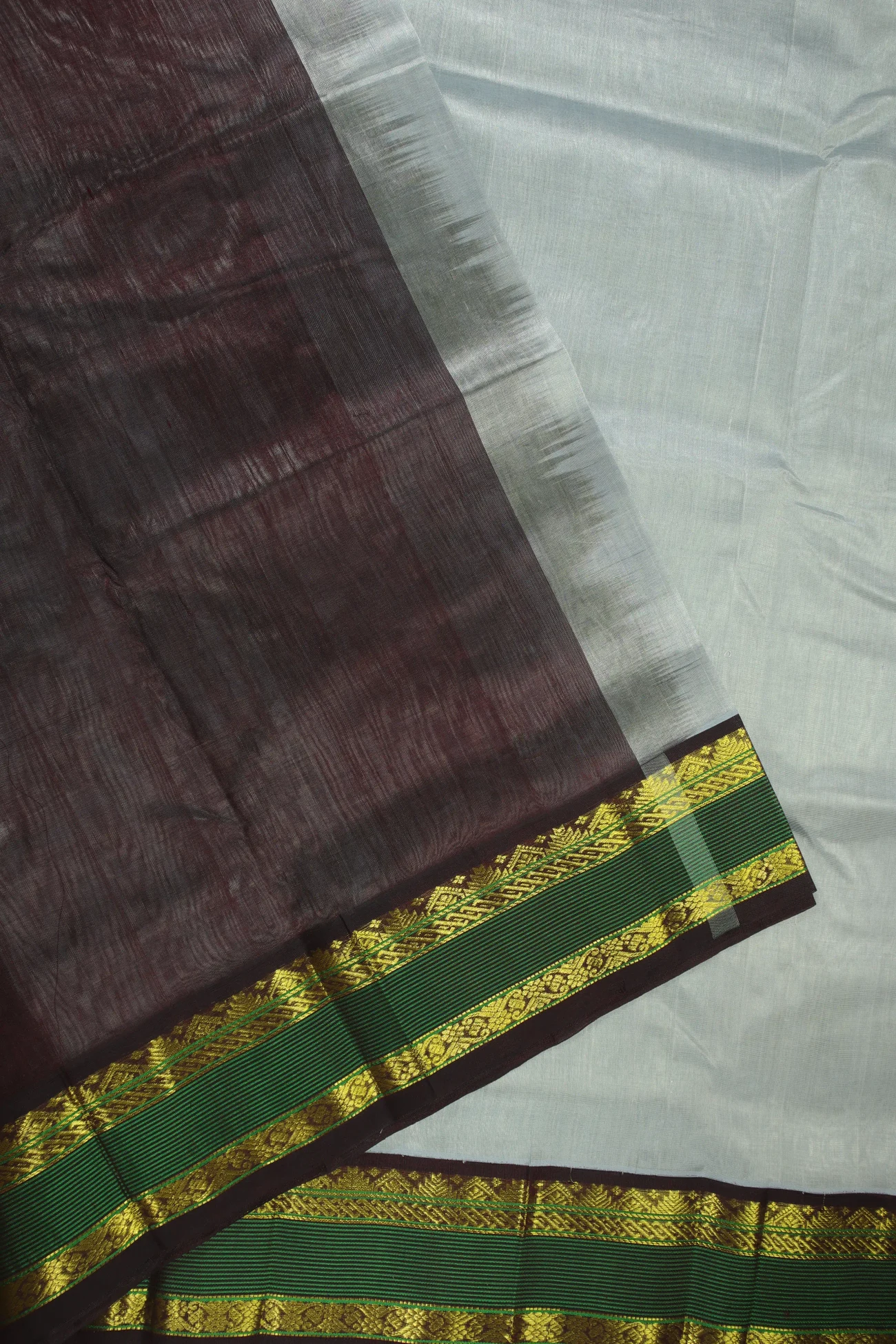 gray-flower-temple-silk-cotton-saree-sc002812-d