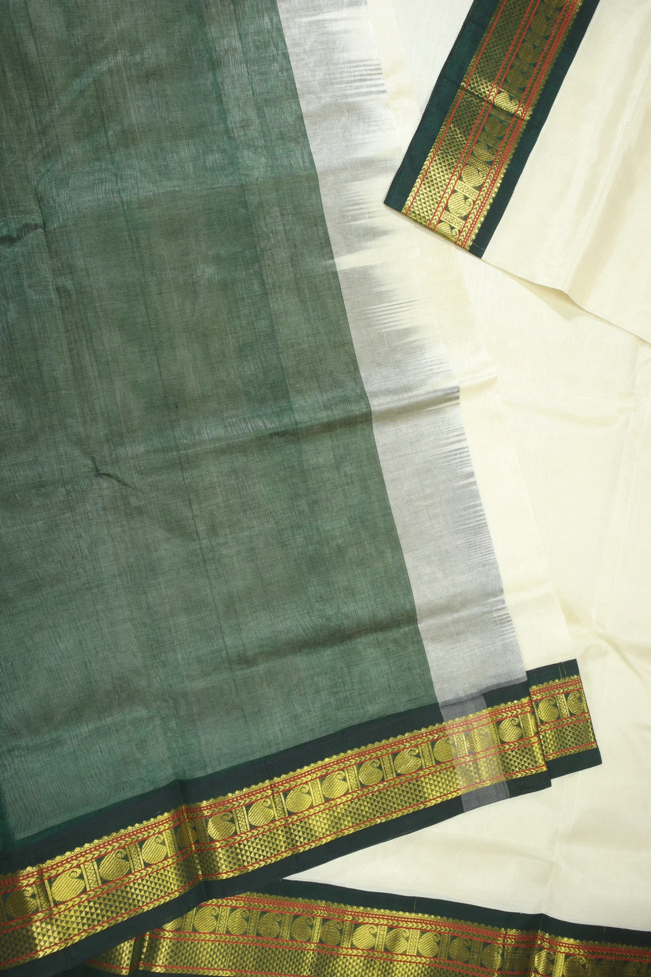 white-mango-silk-cotton-saree-sc002819-d