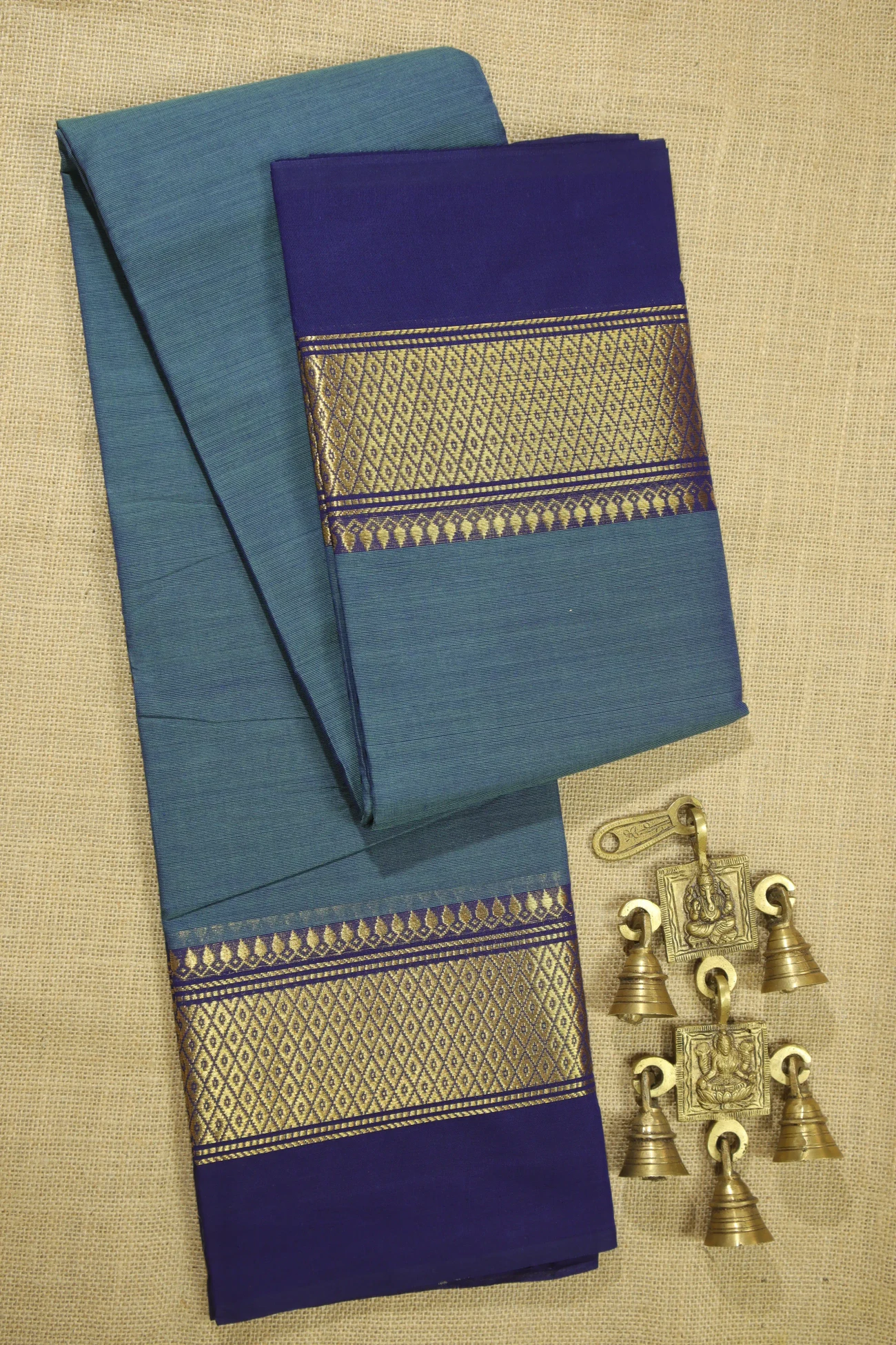 steel-blue-mayil-kan-malarkodi-saree-mk007863-a