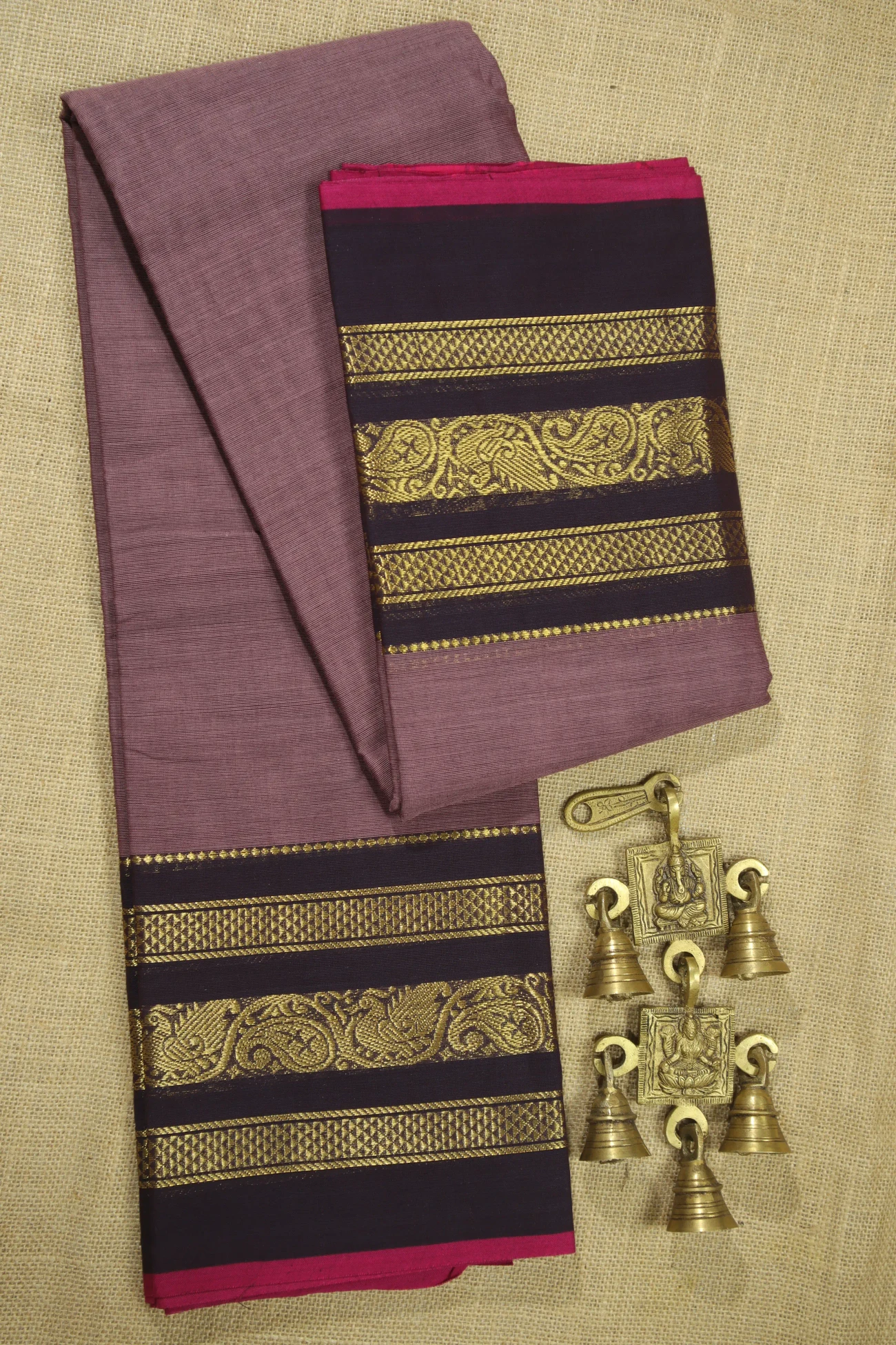 medium-purple-peacock-malarkodi-saree-mk007781-a