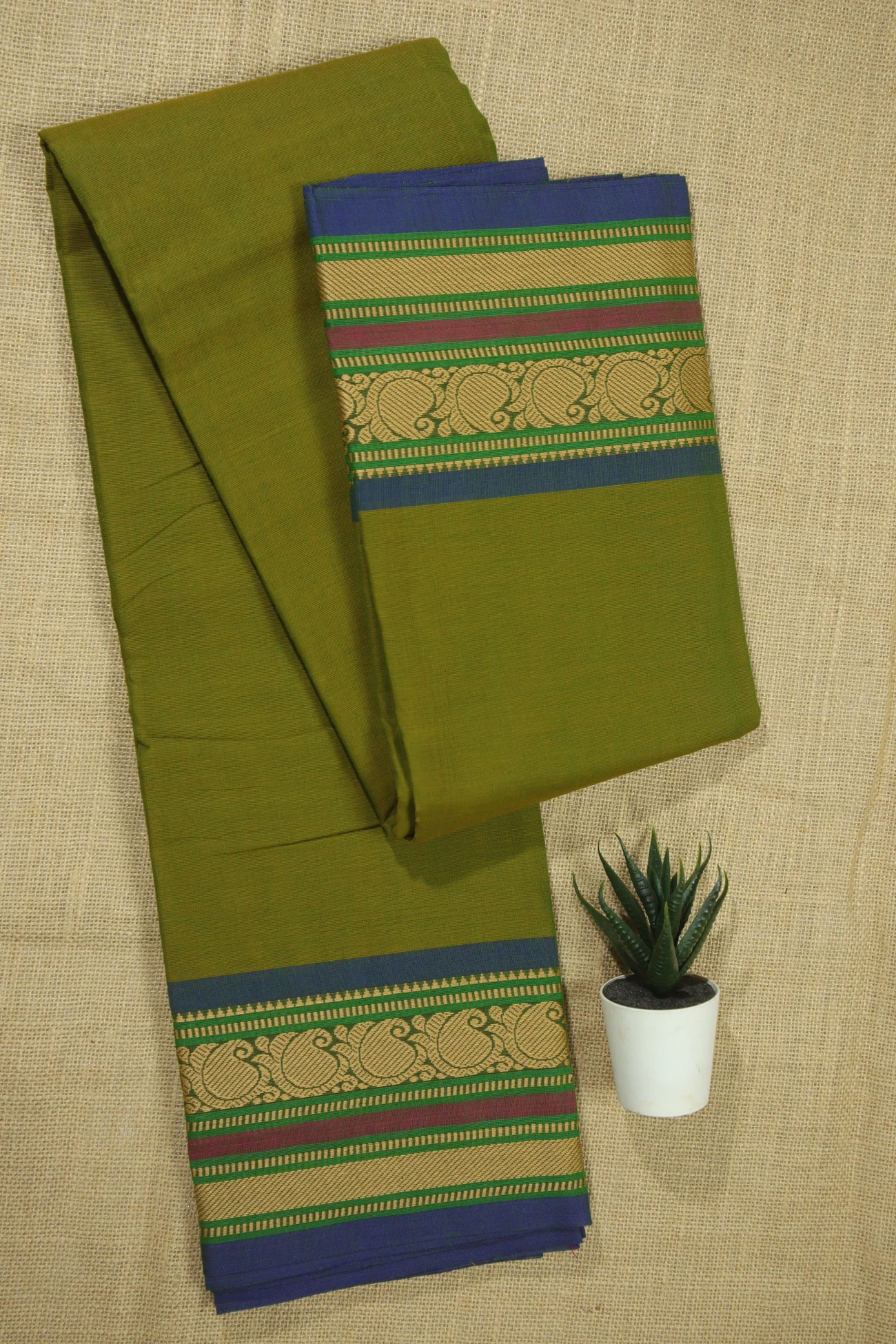 olive-mango-malarkodi-saree-mk007758-a