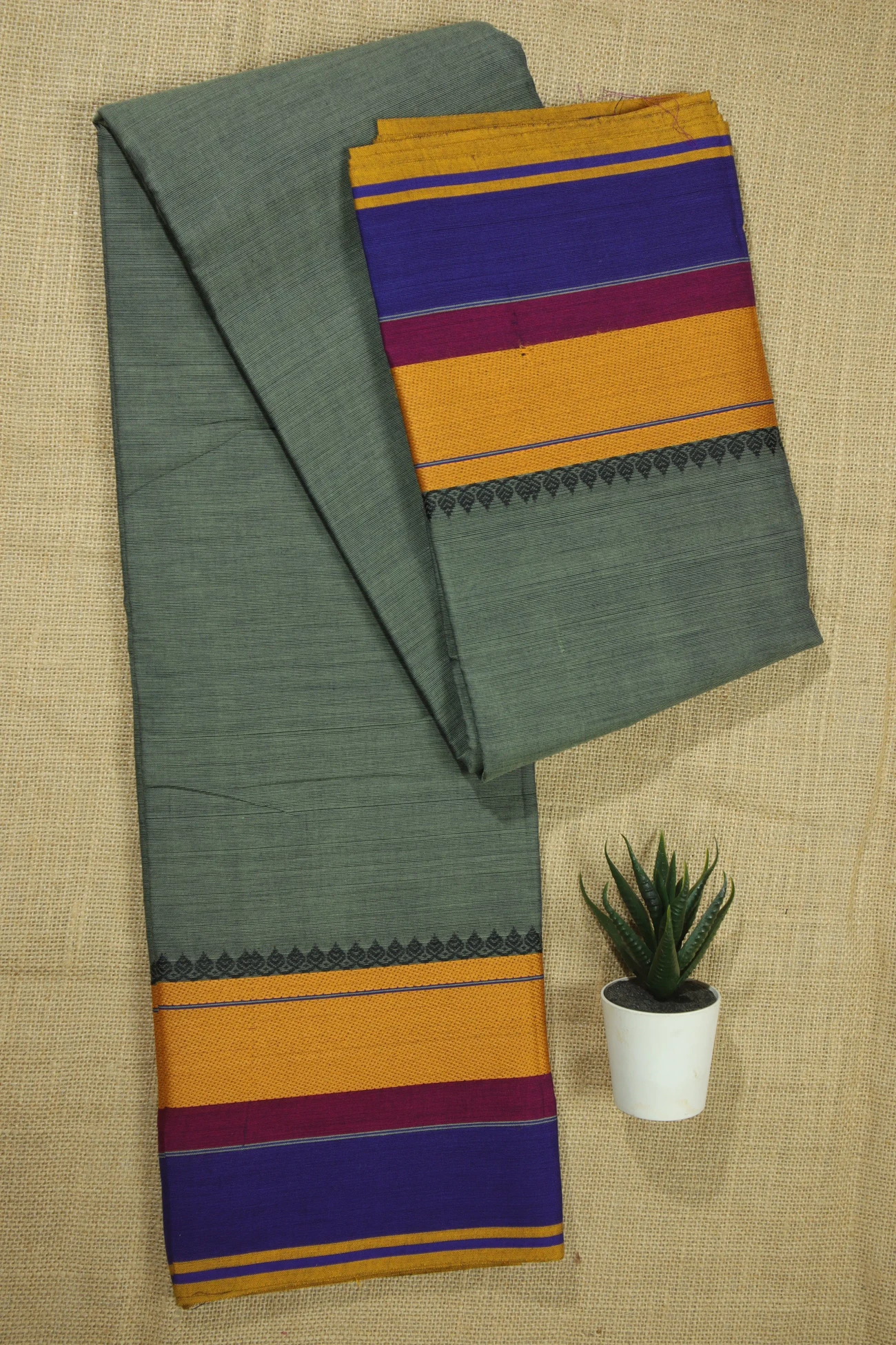 dim-gray-leaf-malarkodi-saree-mk007753-a