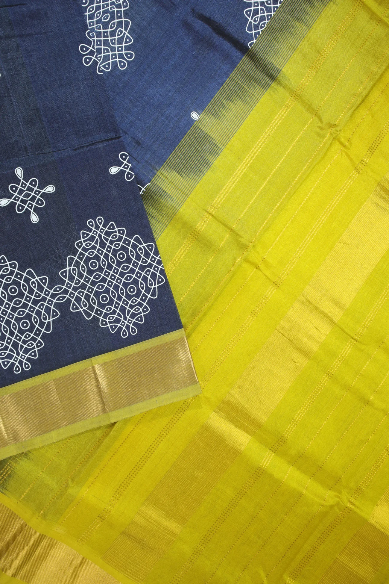 navy-kolam-kanchi-silk-cotton-saree-sc002774-b