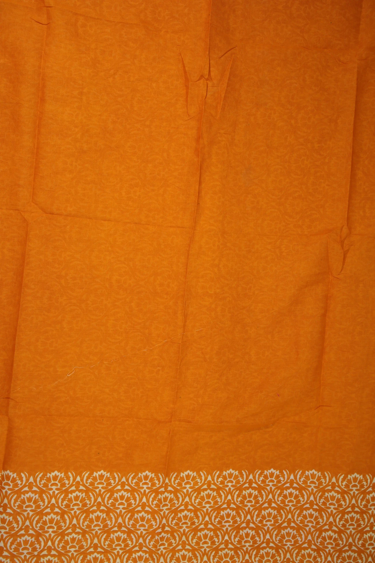 orange-dots-mulmul-cotton-saree-mm001789-c