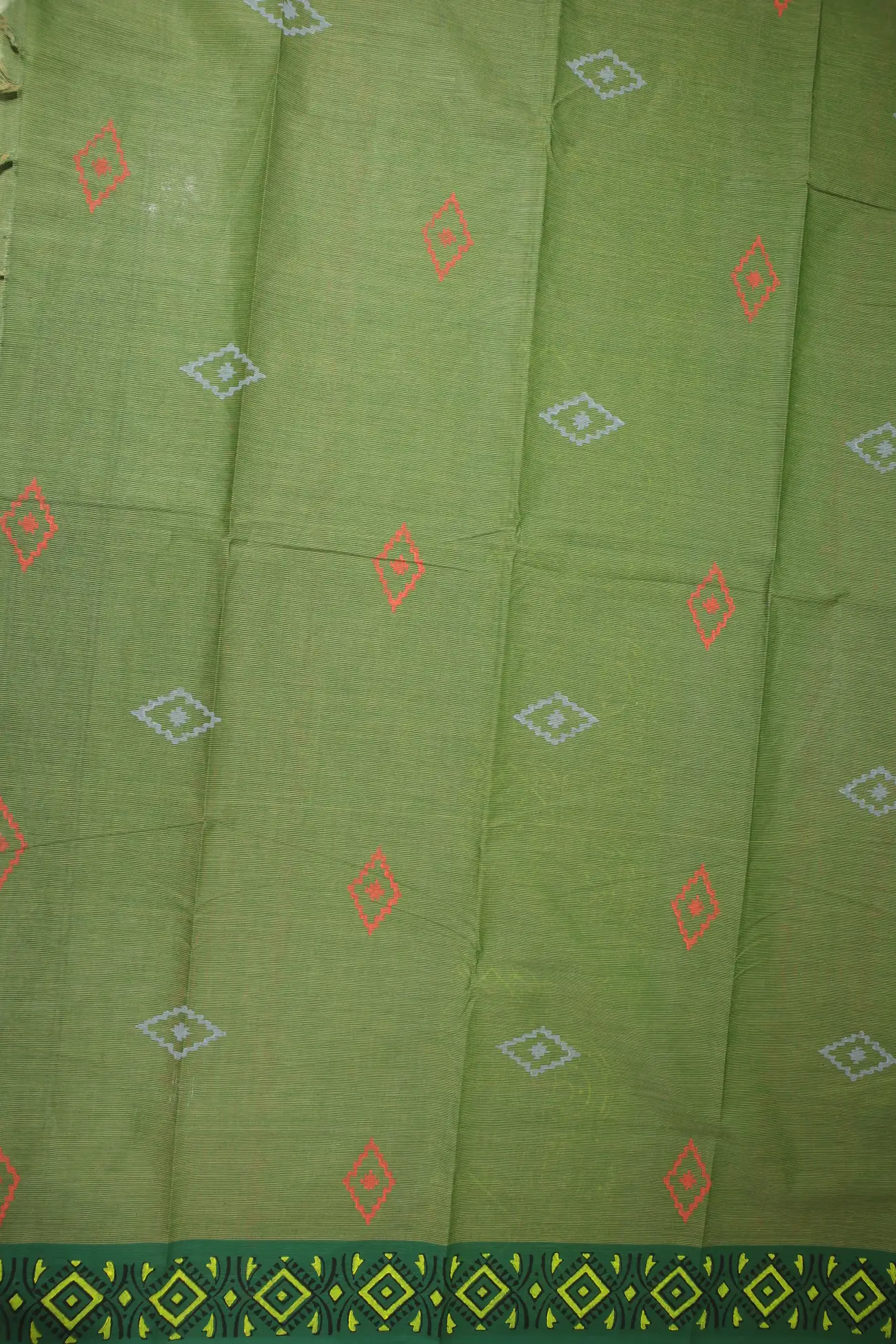 tan-flower-chettinad-saree-gc001729-d