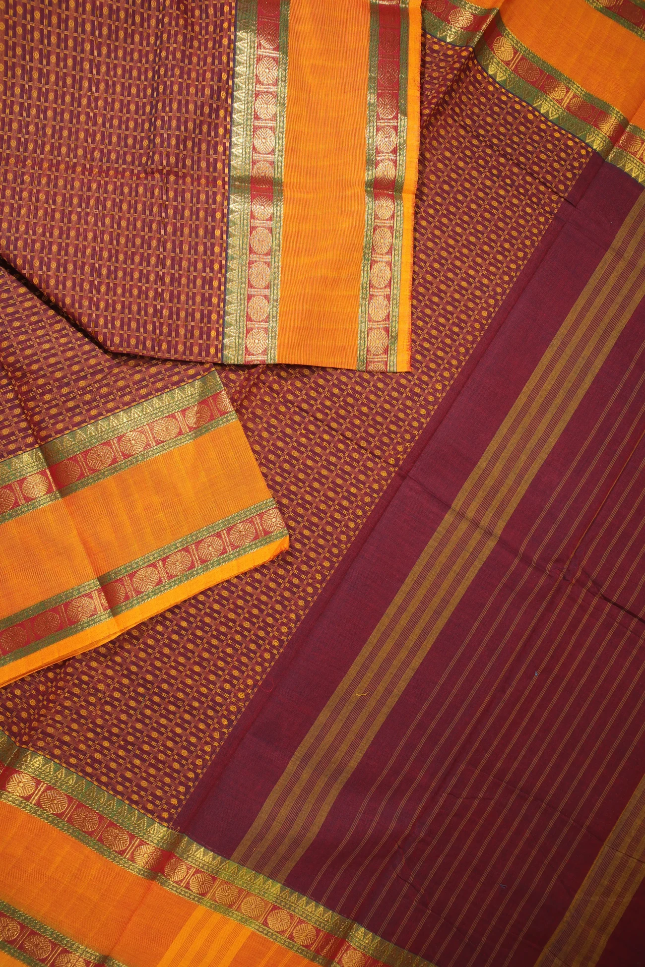 maroon-plus-checked-kanchi-cotton-saree-uu005341-b