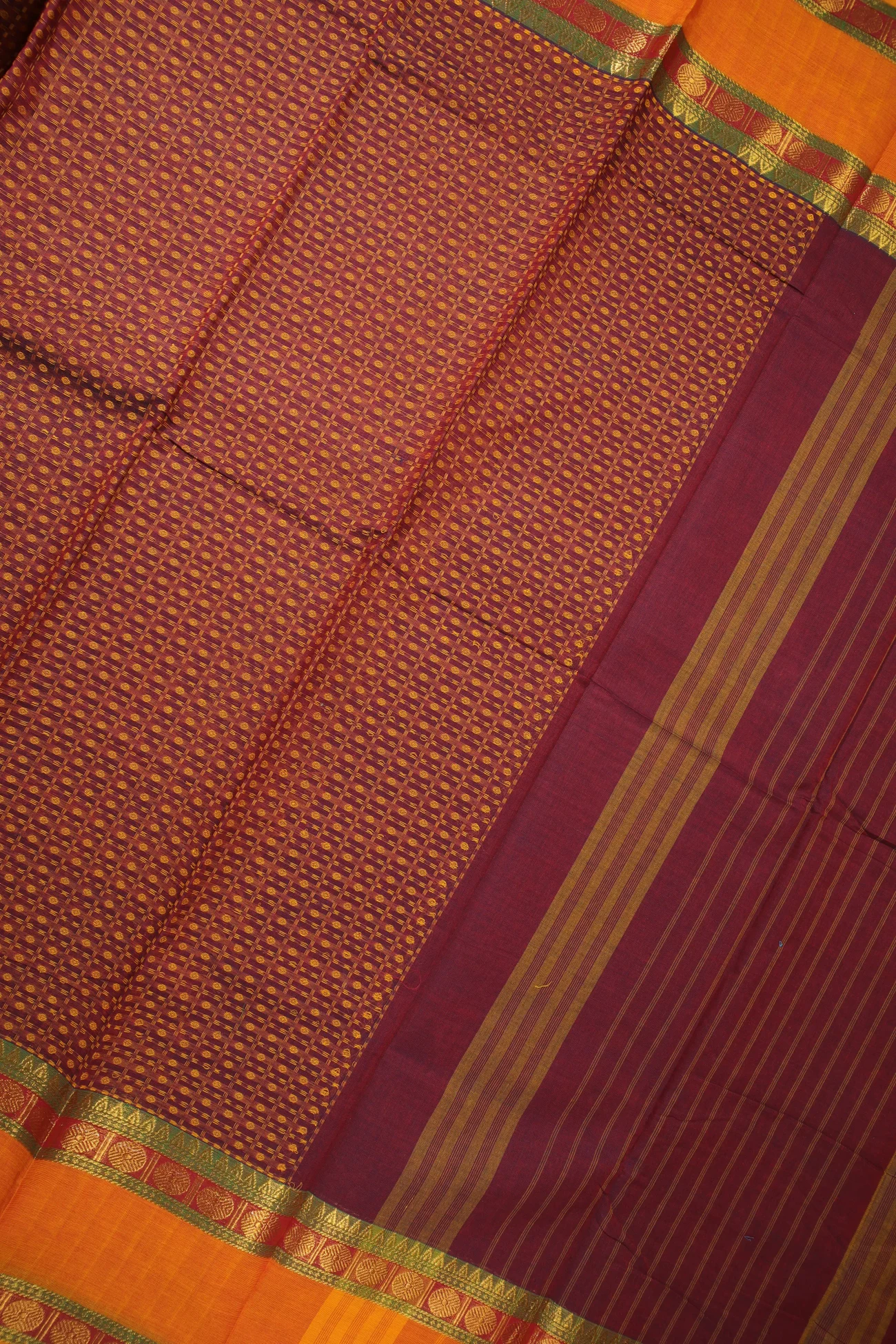 maroon-plus-checked-kanchi-cotton-saree-uu005341-c