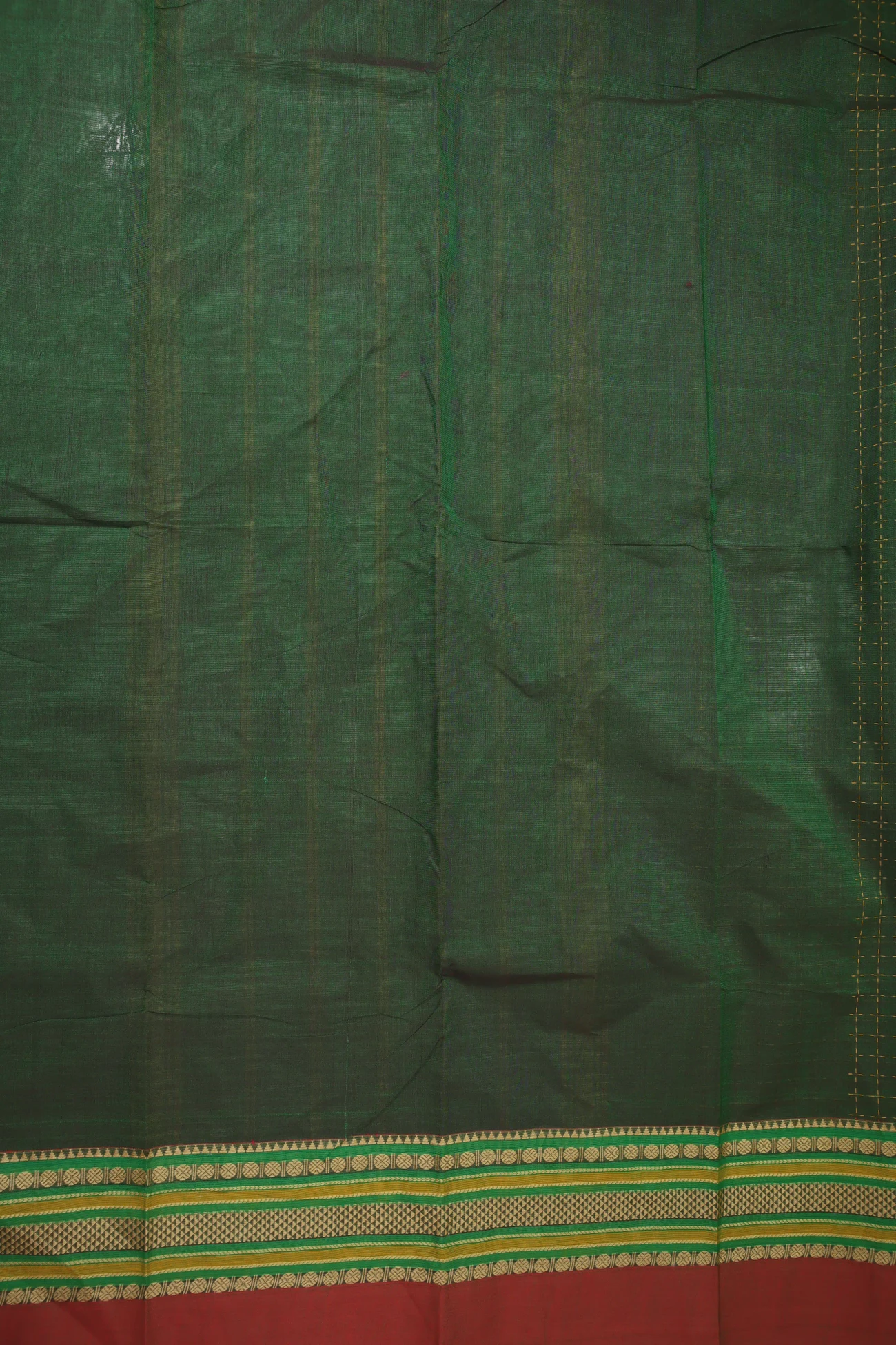 green-plus-checked-kanchi-cotton-saree-uu005343-d