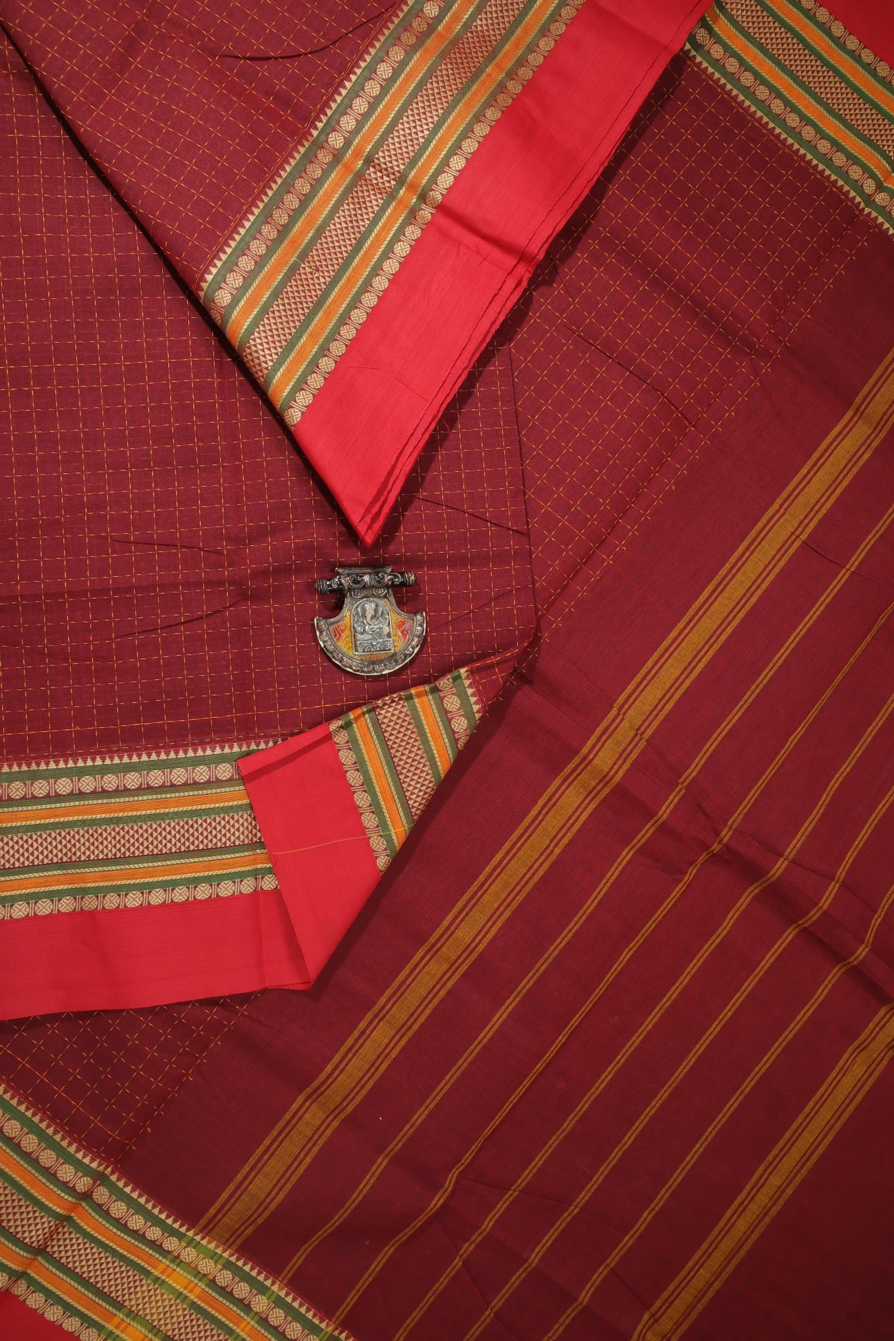 maroon-plus-checked-kanchi-cotton-saree-uu005350-a