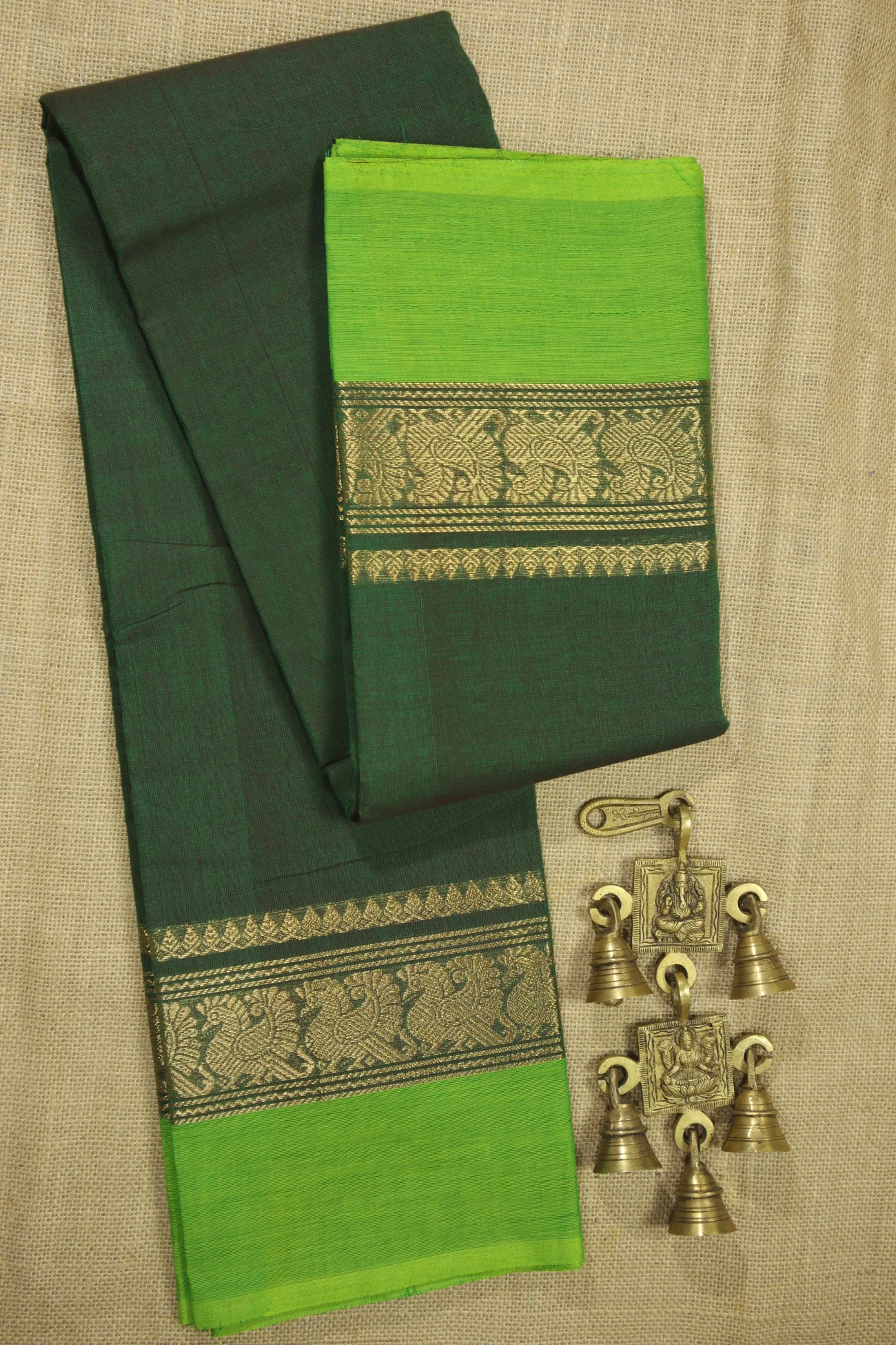 dark-green-peacock-malarkodi-sarees-mk007804-a