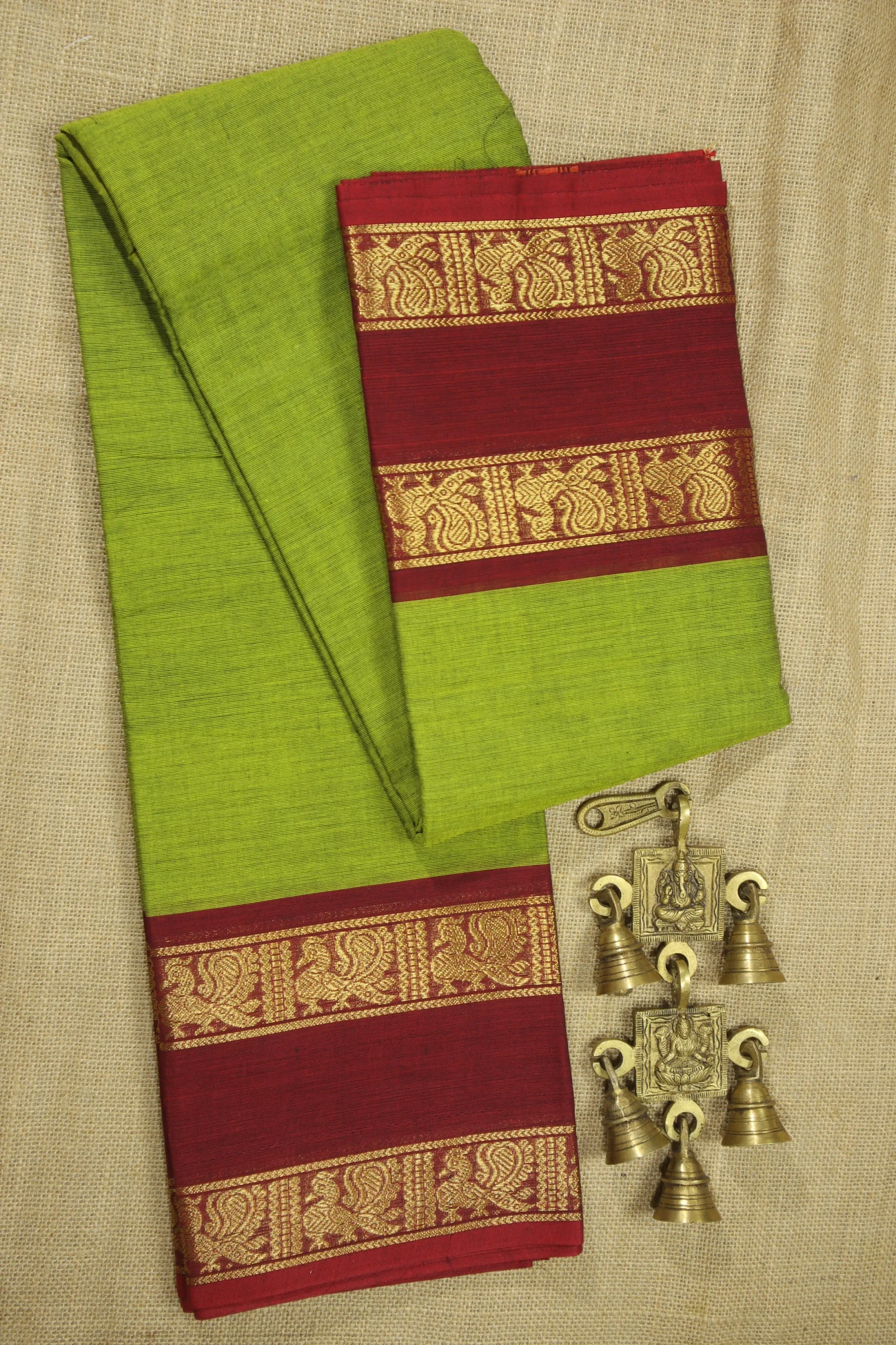 green-rettai-pettu-peacock-malarkodi-sarees-mk007802-a