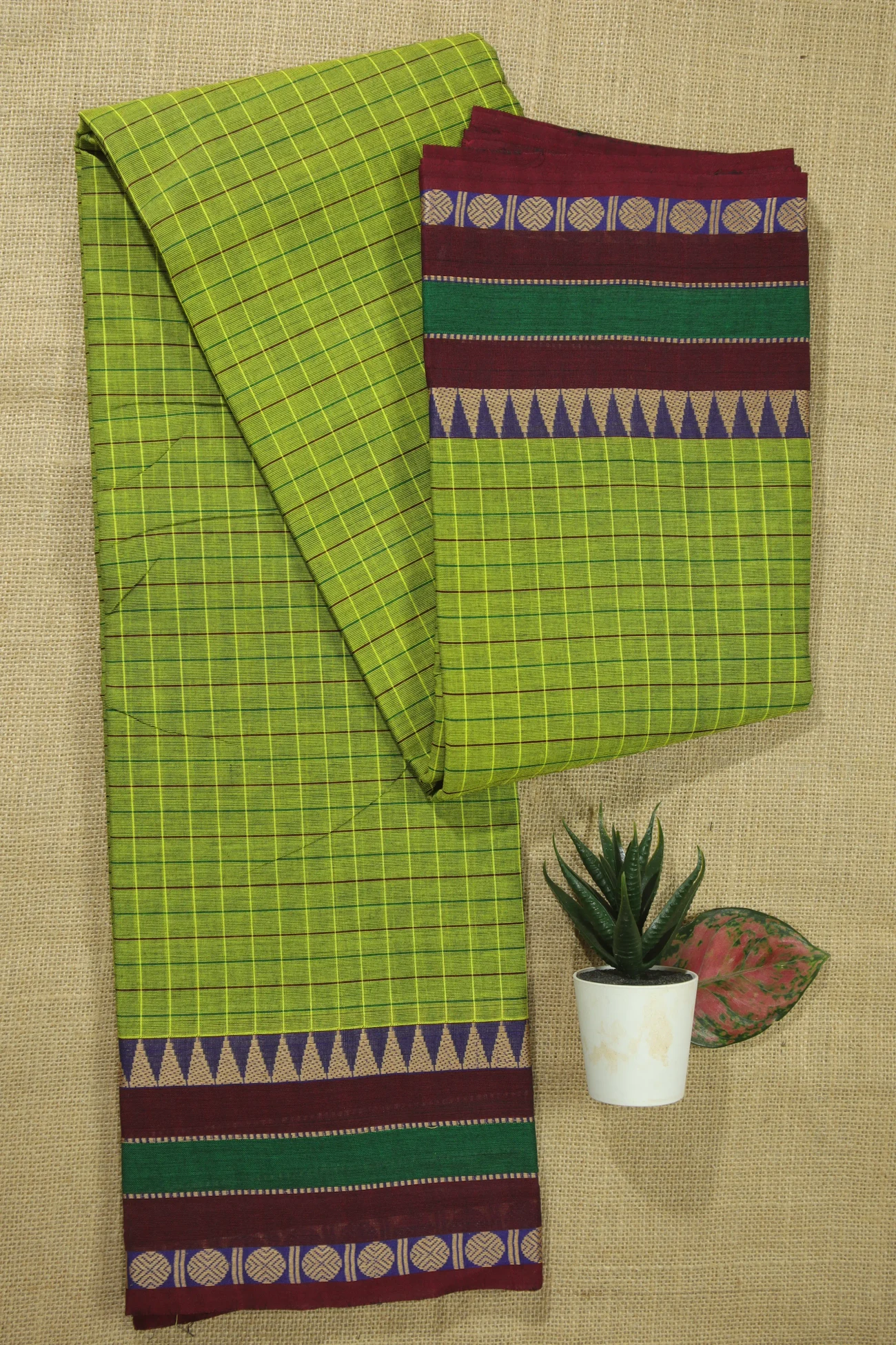 green-temple-checked-saree-ck002496-a