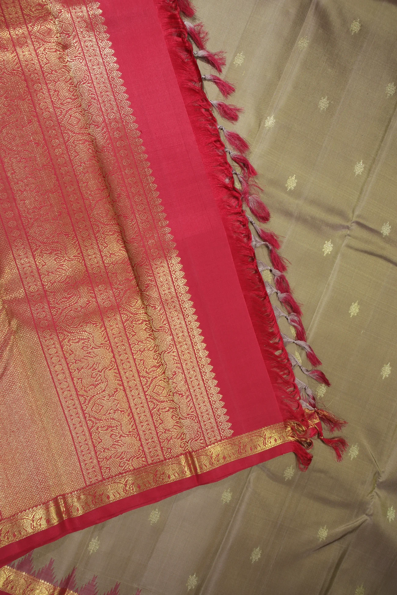 tan-temple-kolam-kanchipuram-silk-saree-ksp000008-d