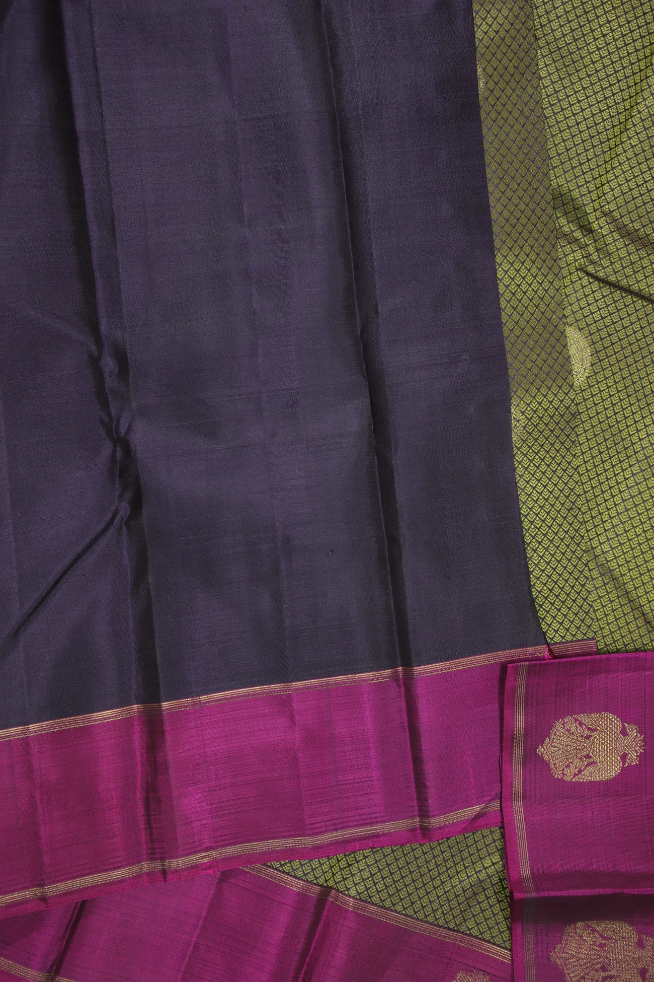 midnight-blue-flower-mango-iruthalai-pakshi-kanchipuram-silk-saree-ksp000006-f