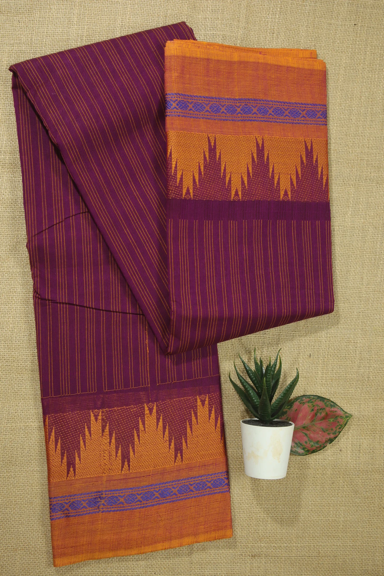 dark-magenta-thalampoo-reku-checked-saree-ck002440-a