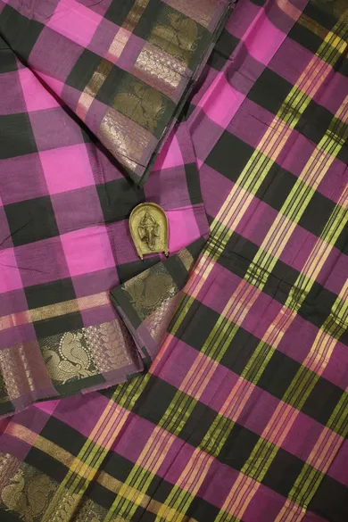 pink-peacock-checked-sarees-ck001600-a