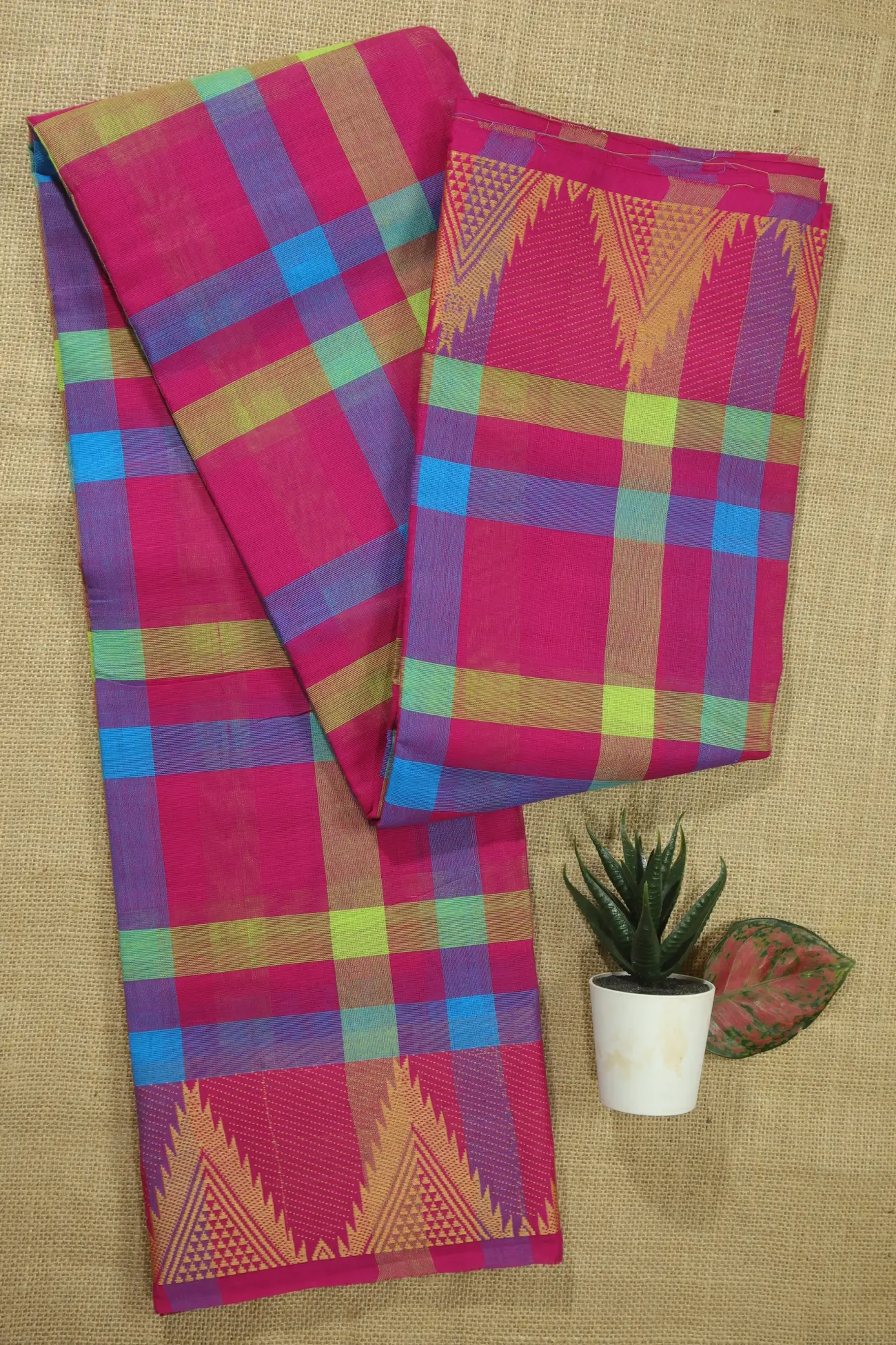 pink-temple-checked-saree-ck002556-a