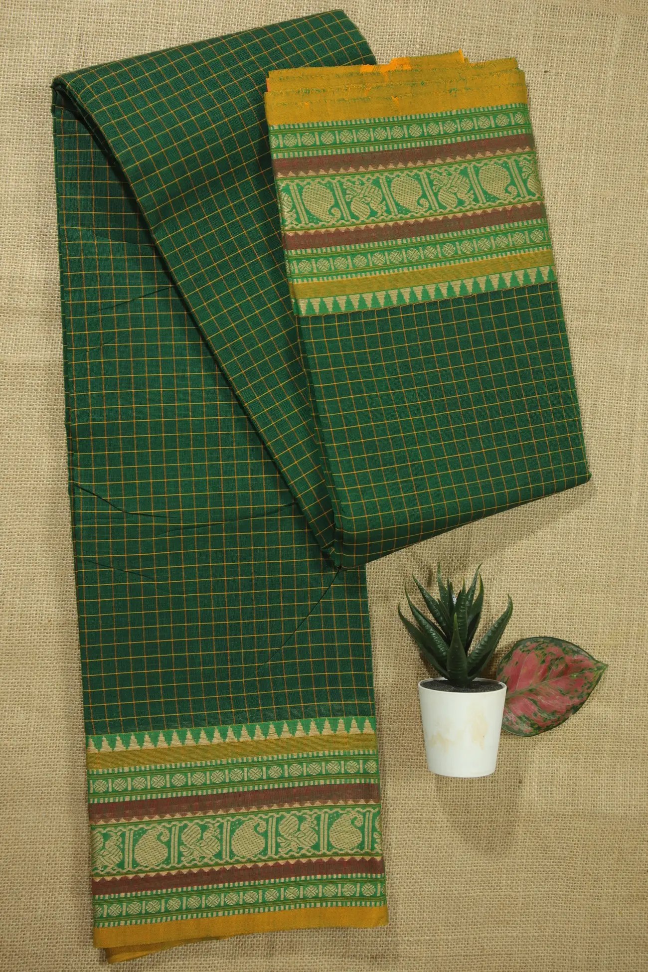 green-peacock-mango-checked-saree-ck002483-a