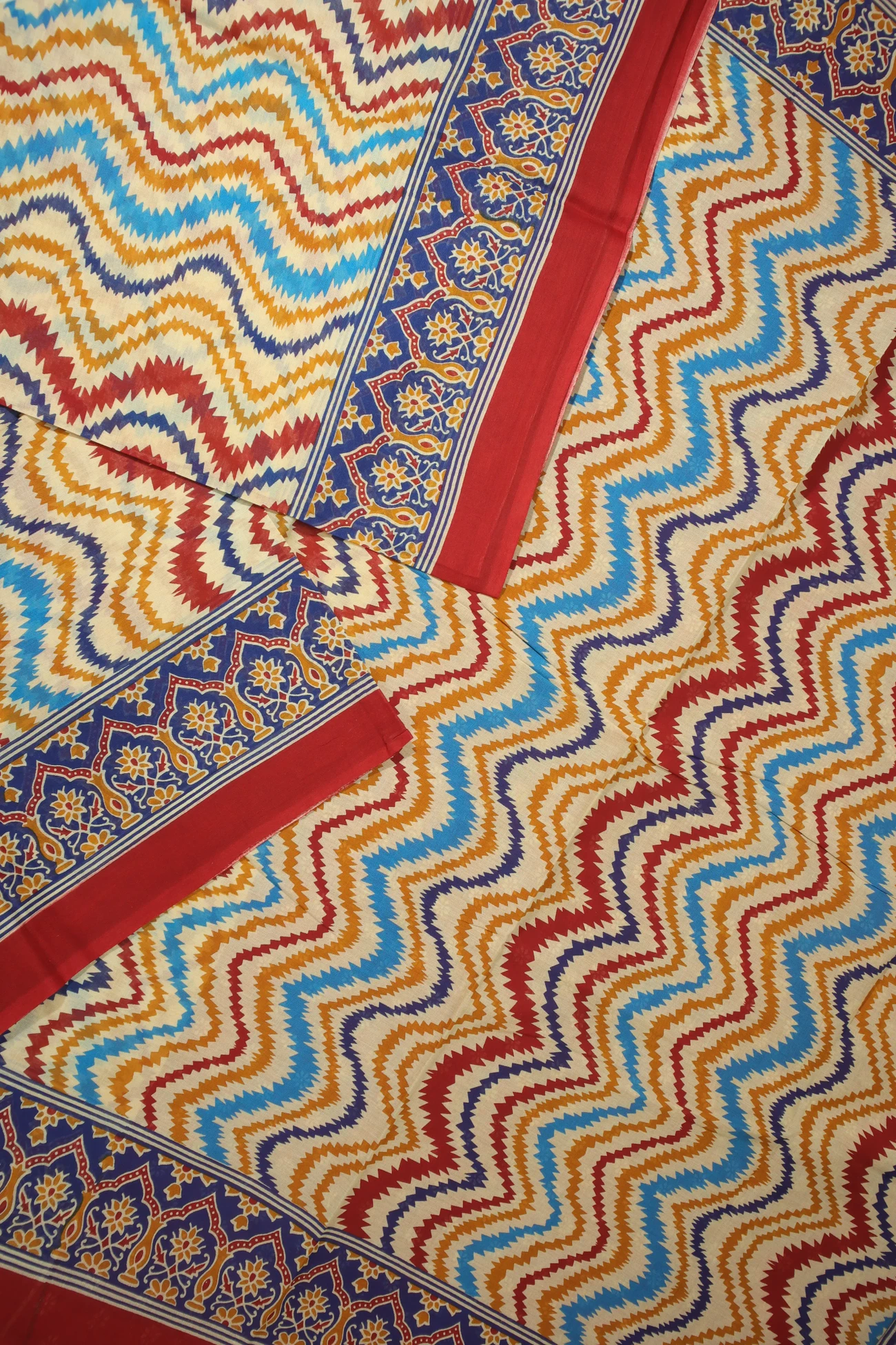 beige-zigzag-mulmul-cotton-saree-mm001774-b
