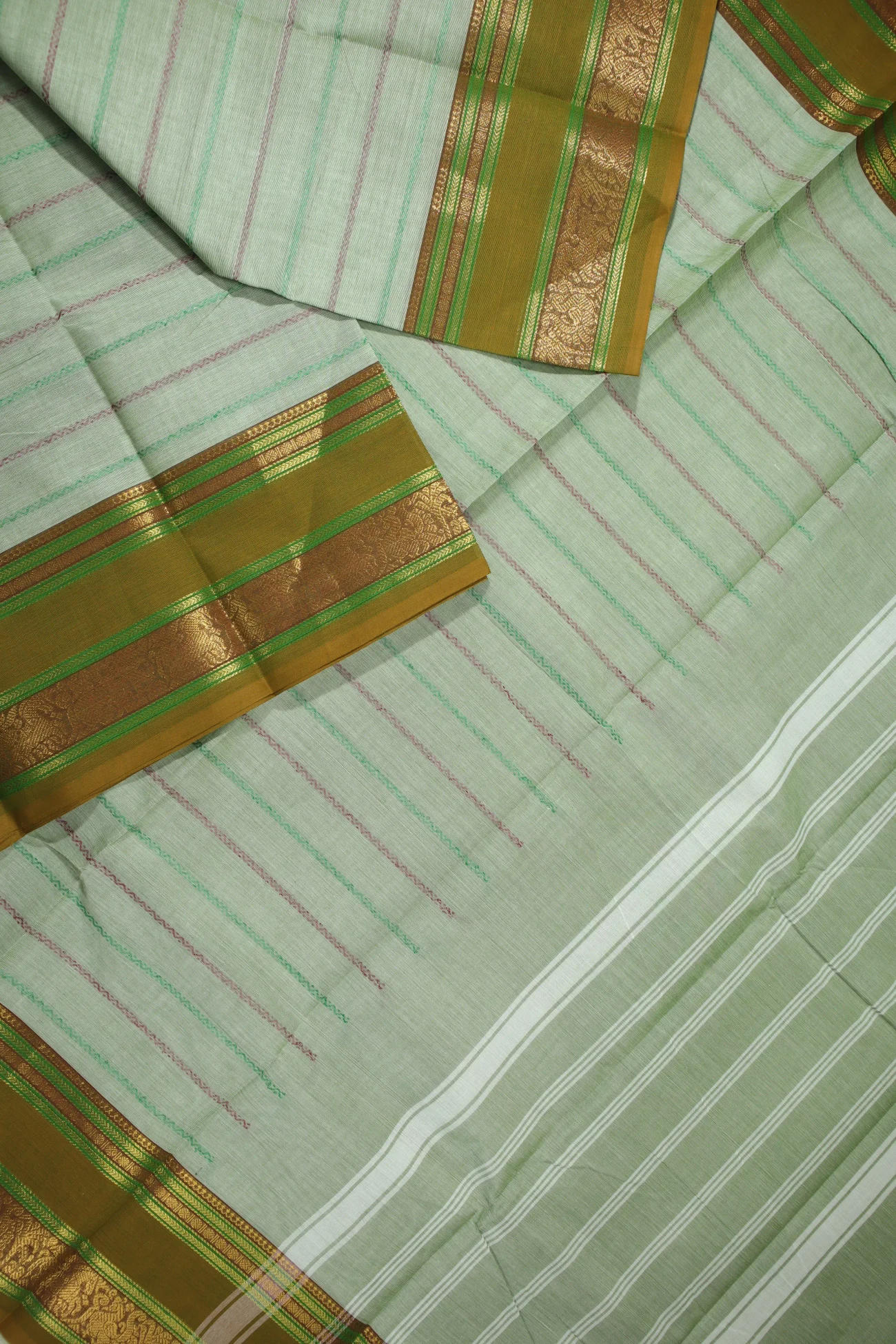 light-green-veldhari-peacock-grand-chettinad-saree-gc001766-b