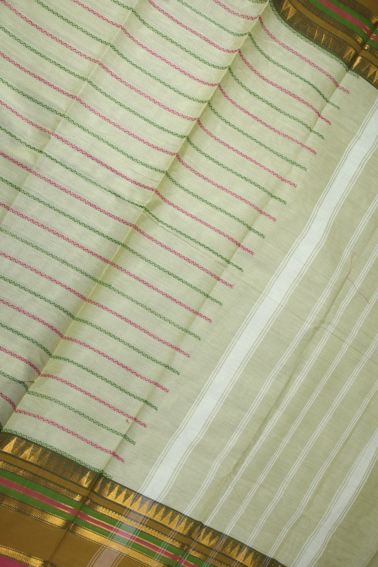 light-green-veldhari-temple-grand-chettinad-saree-gc001761-c