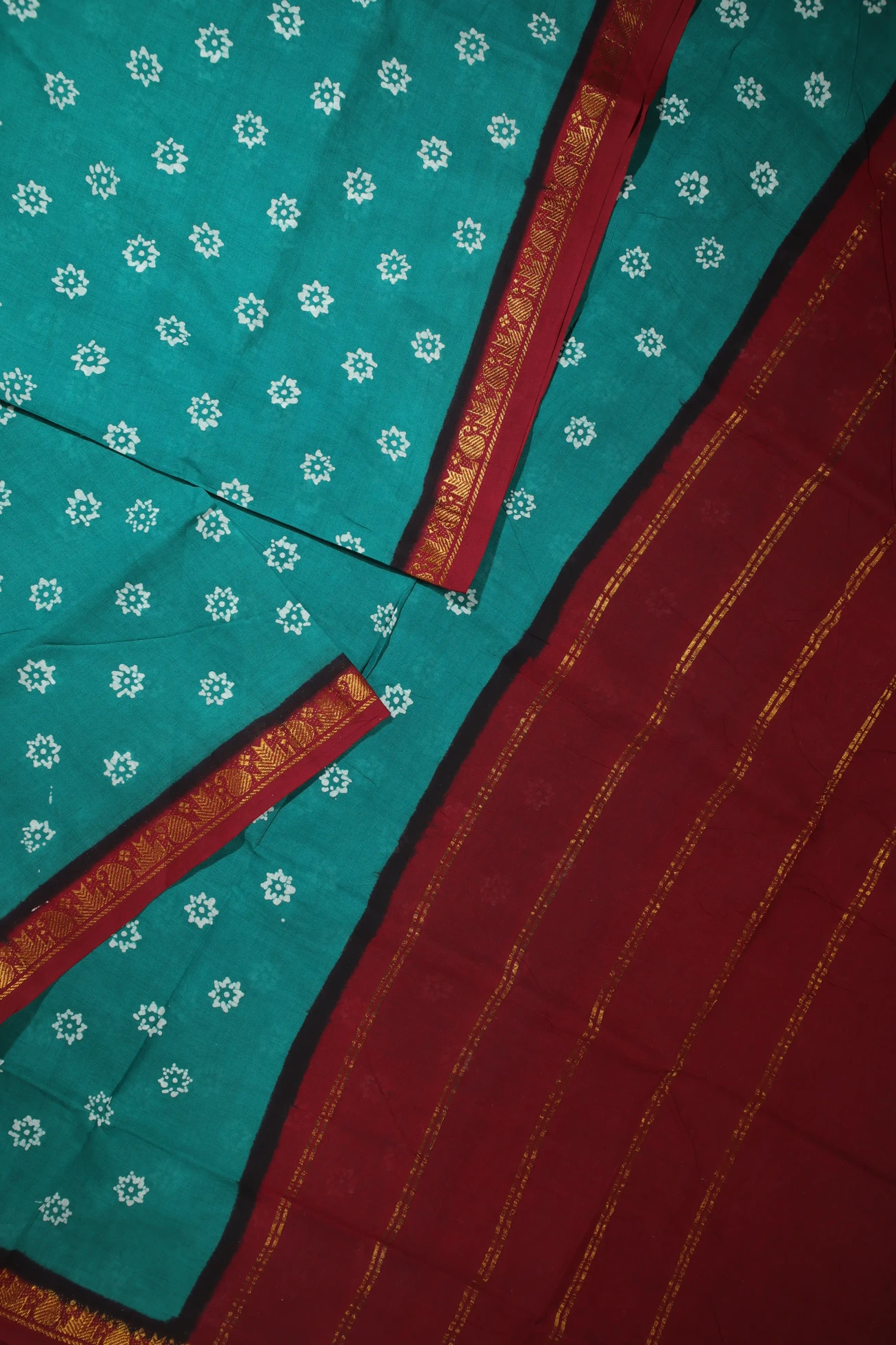 light-green-thalampoo-reku-mango-madurai-sungudi-saree-ss006131-b