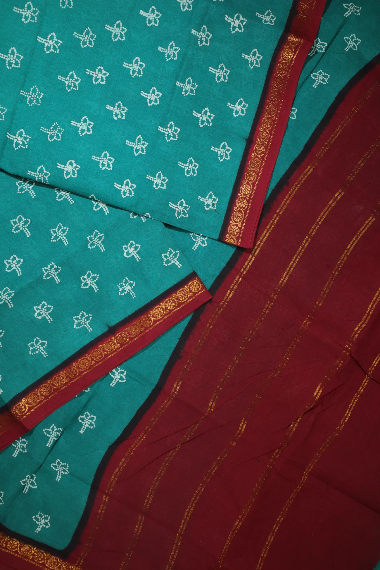 teal-flower-madurai-sungudi-saree-ss006045-b