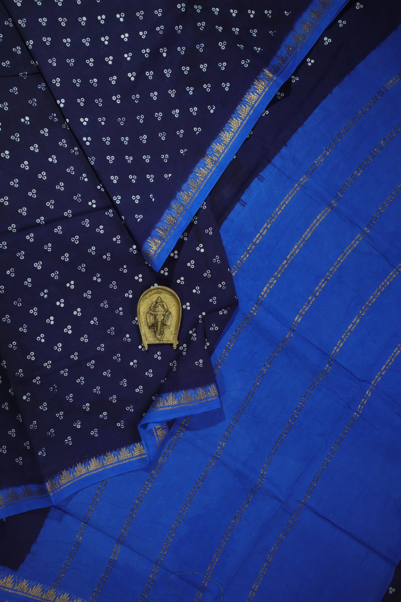 navy-thalampoo-reku-madurai-sungudi-saree-ss006098-a