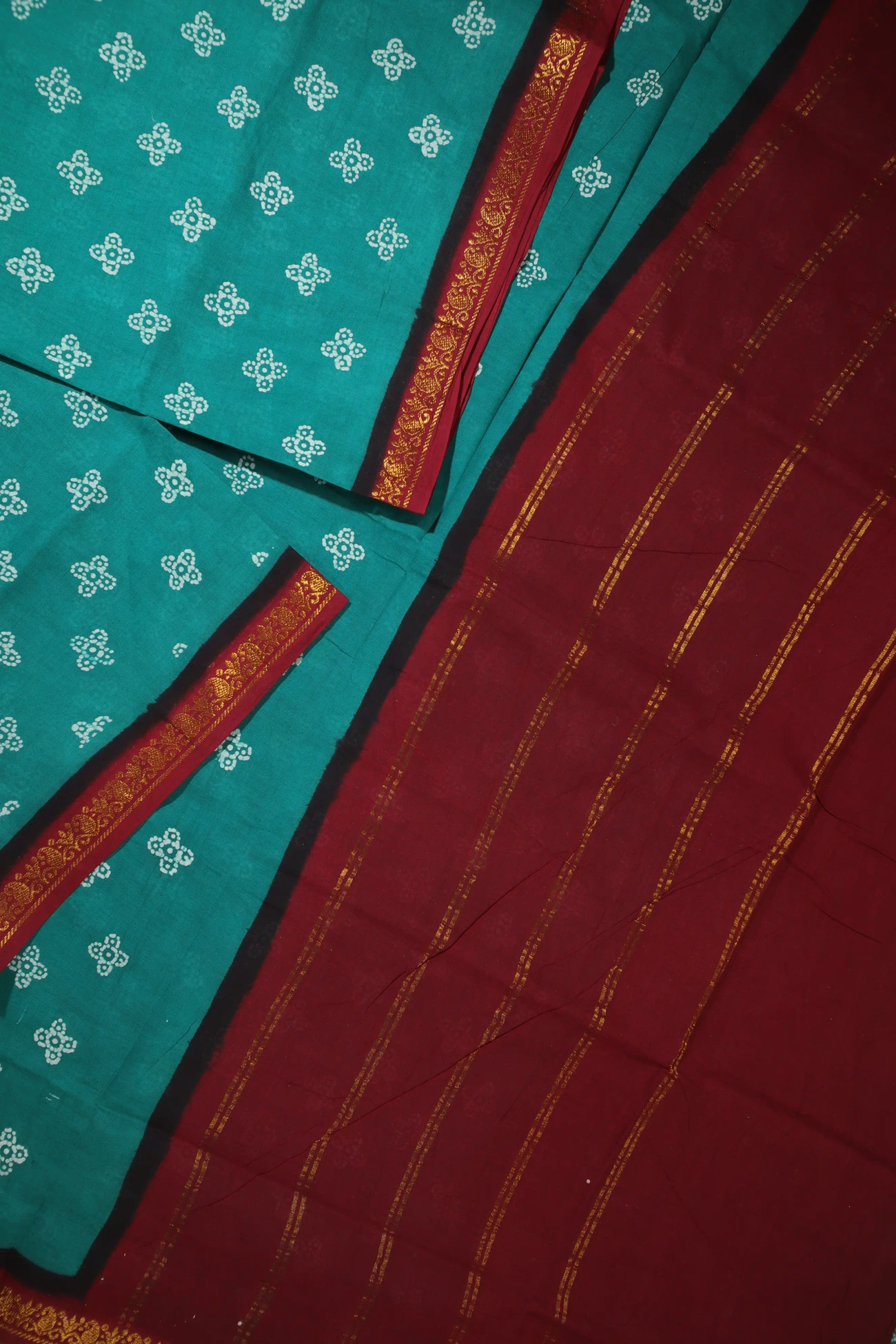 teal-flower-mango-madurai-sungudi-saree-ss006111-b