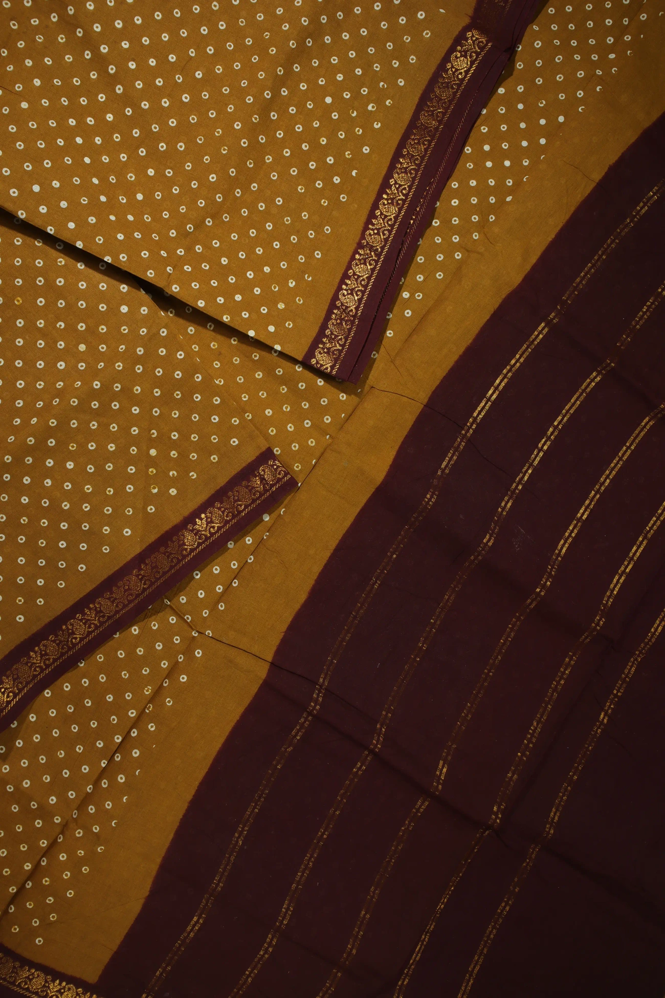 brown-mango-madurai-sungudi-saree-ss006107-b