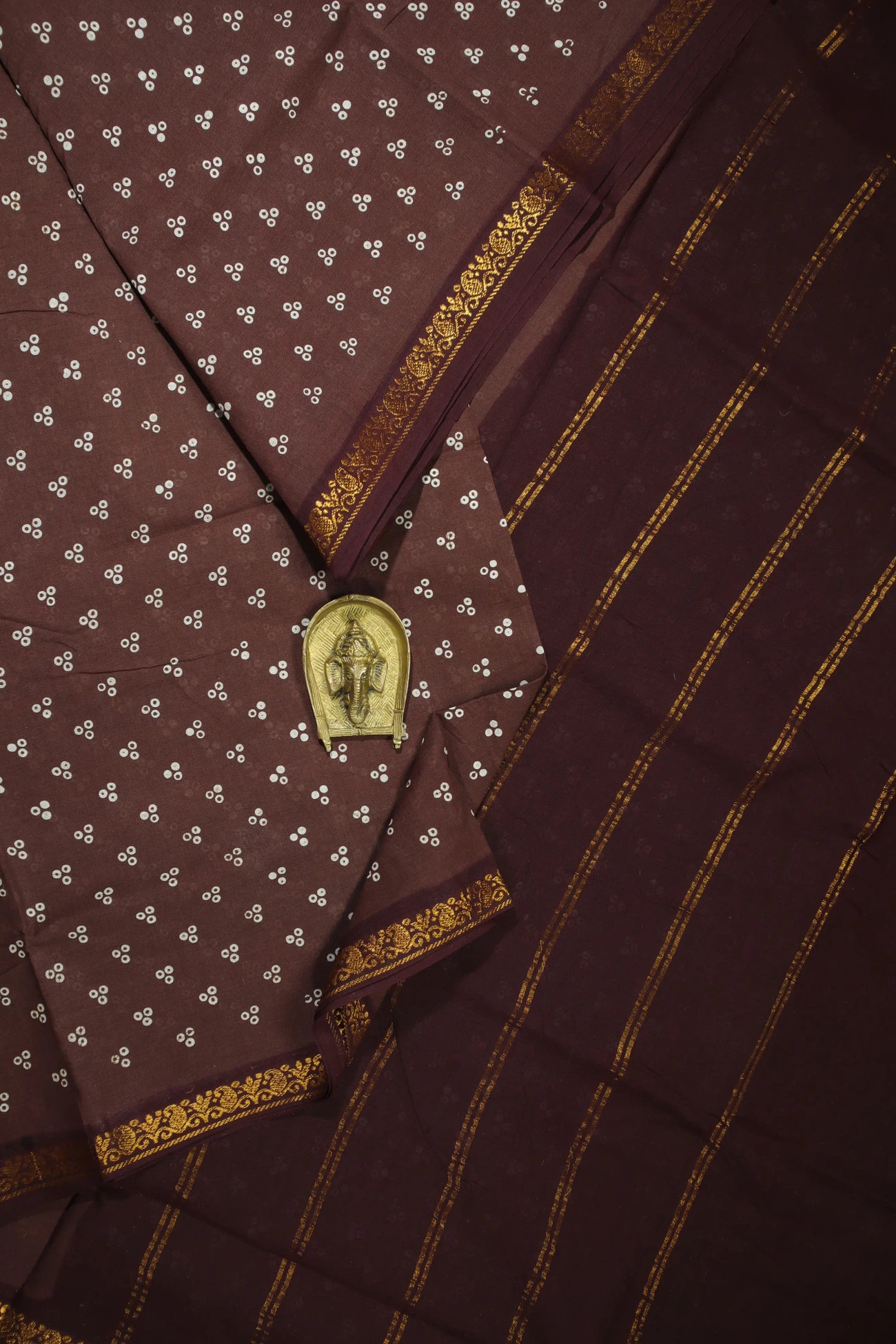 brown-mango-madurai-sungudi-saree-ss006057-a