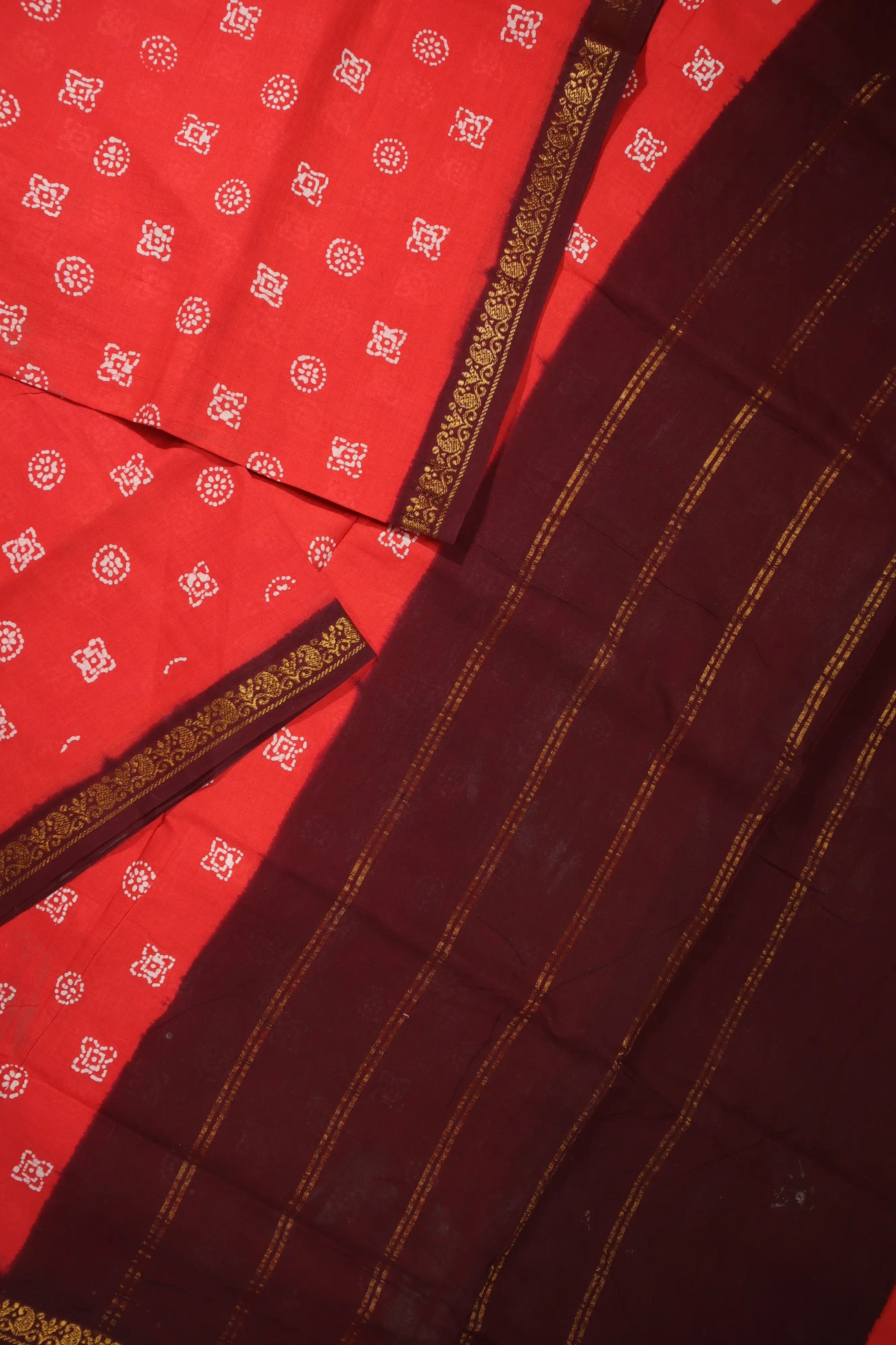 orange-flower-mango-madurai-sungudi-saree-ss006068-b