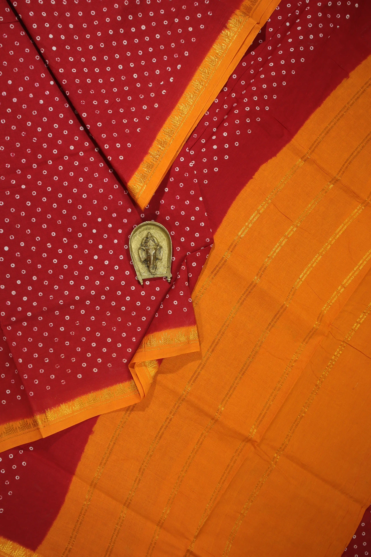 red-thalampoo-reku-madurai-sungudi-saree-ss006120-a