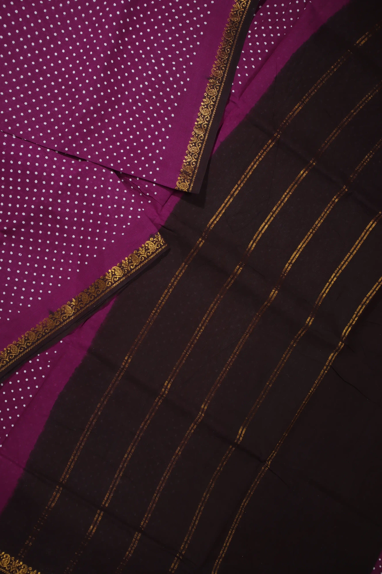 purple-dots-mango-madurai-sungudi-saree-ss006085-b