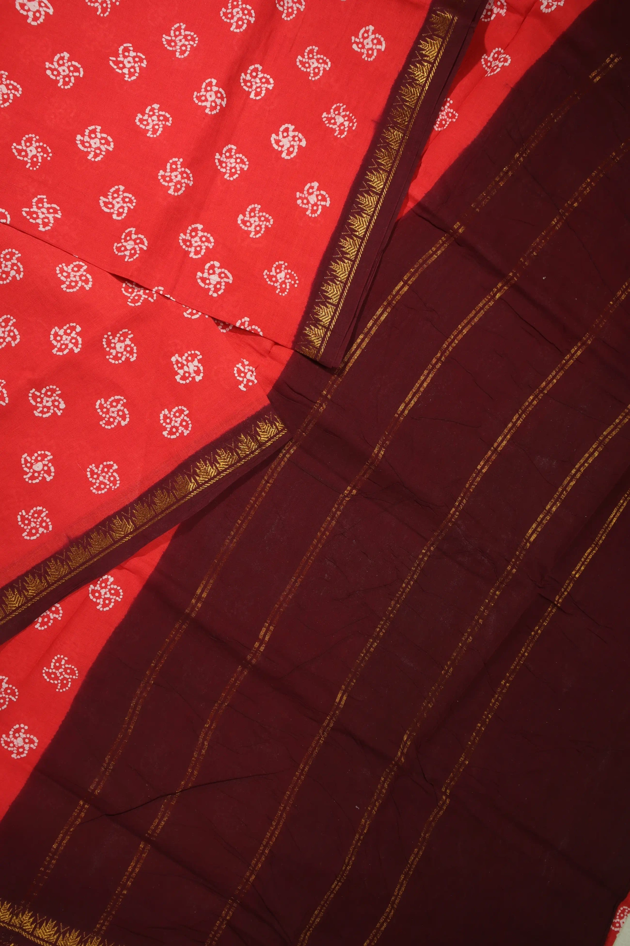 orange-flower-thalampoo-reku-madurai-sungudi-saree-ss006065-b