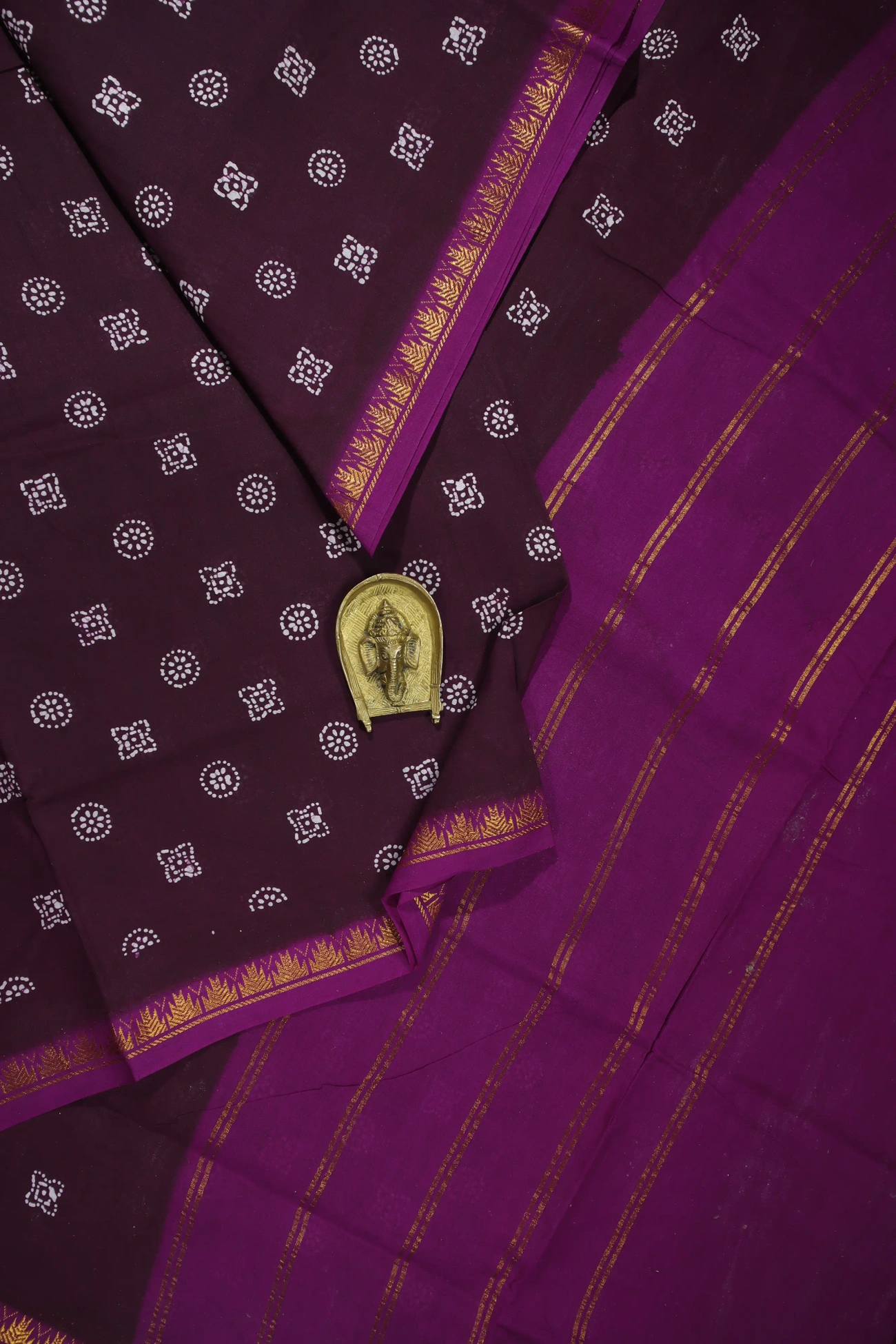 magenta-circles-madurai-sungudi-saree-ss006109-a