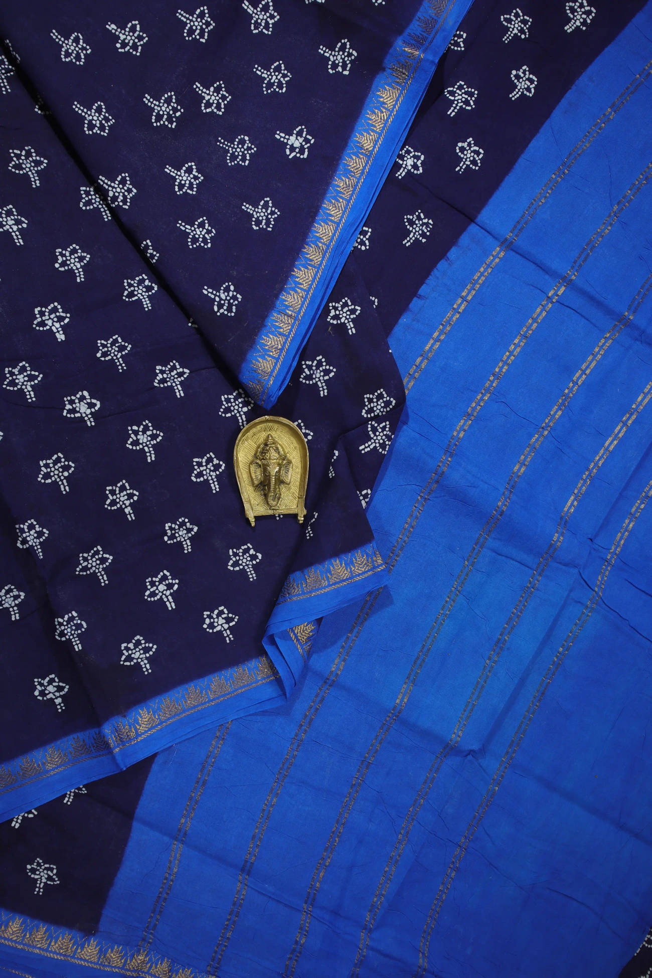 navy-flower-madurai-sungudi-saree-ss006051-a