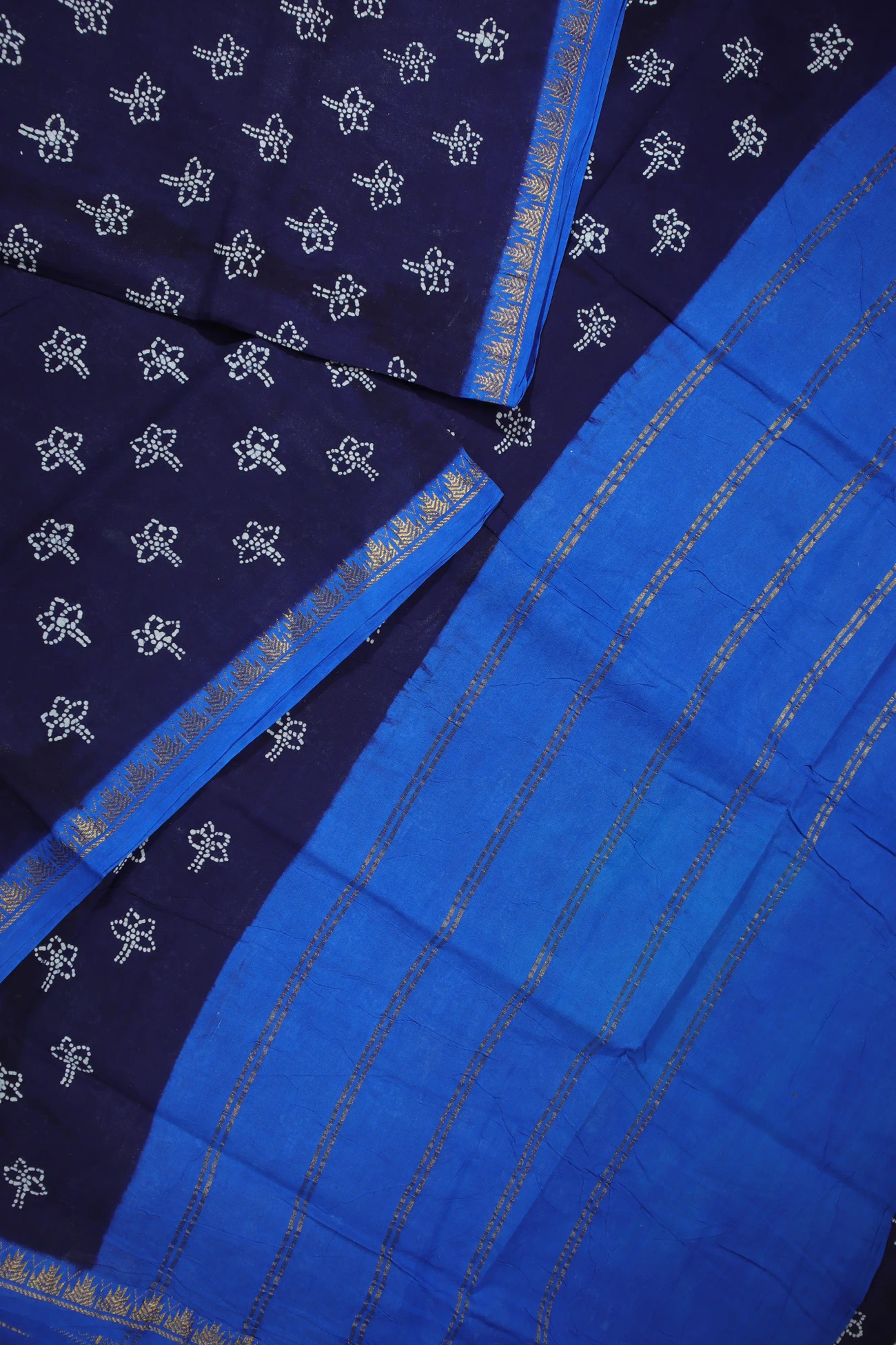 navy-flower-madurai-sungudi-saree-ss006051-b