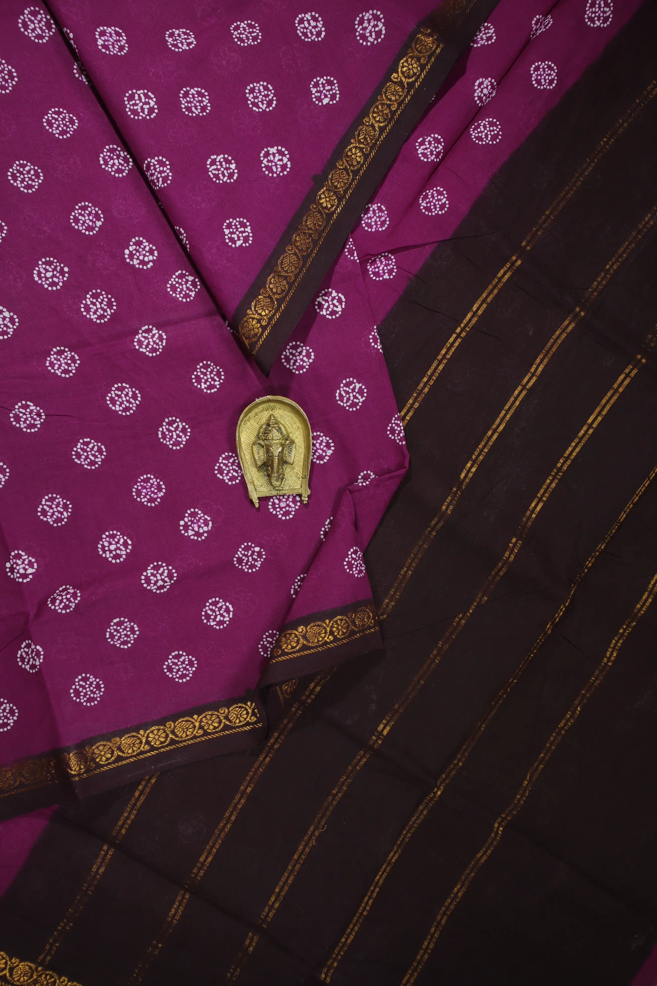 dark-magenta-flower-madurai-sungudi-saree-ss006058-a