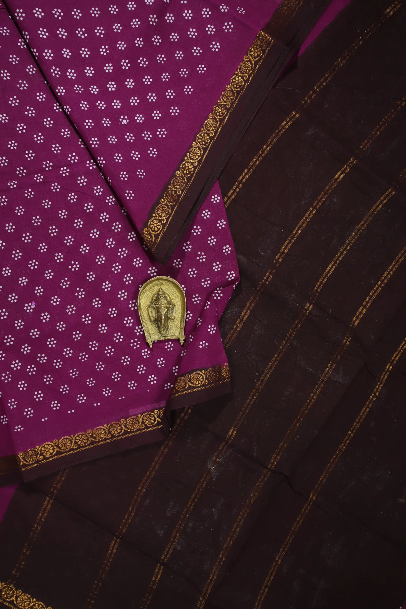 magenta-flower-madurai-sungudi-saree-ss006089-a