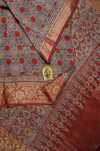 maroon-flower-modal-silk-saree-ass000121-a